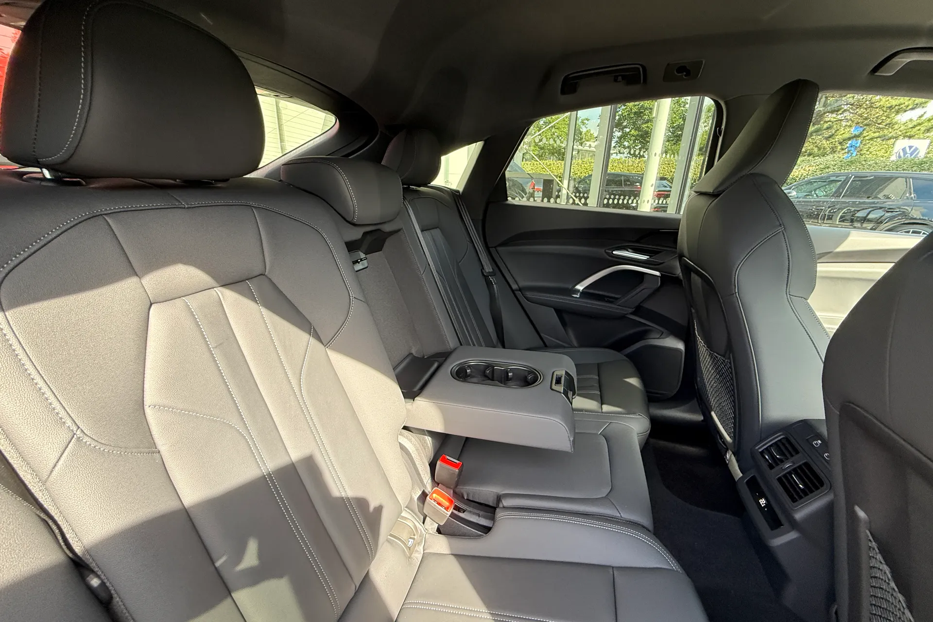 Audi Q5 thumbnail image number 45