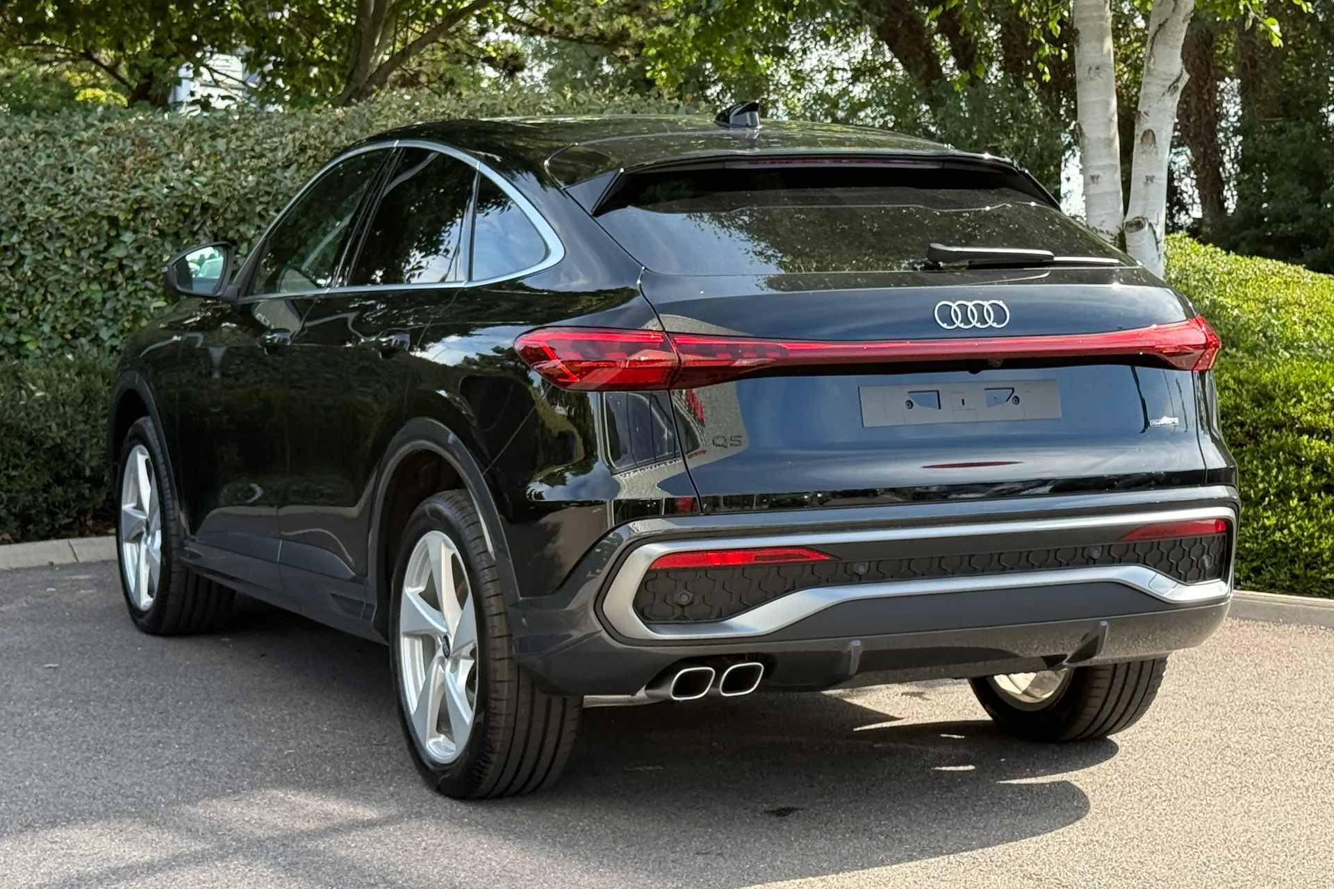 Audi Q5 thumbnail image number 24