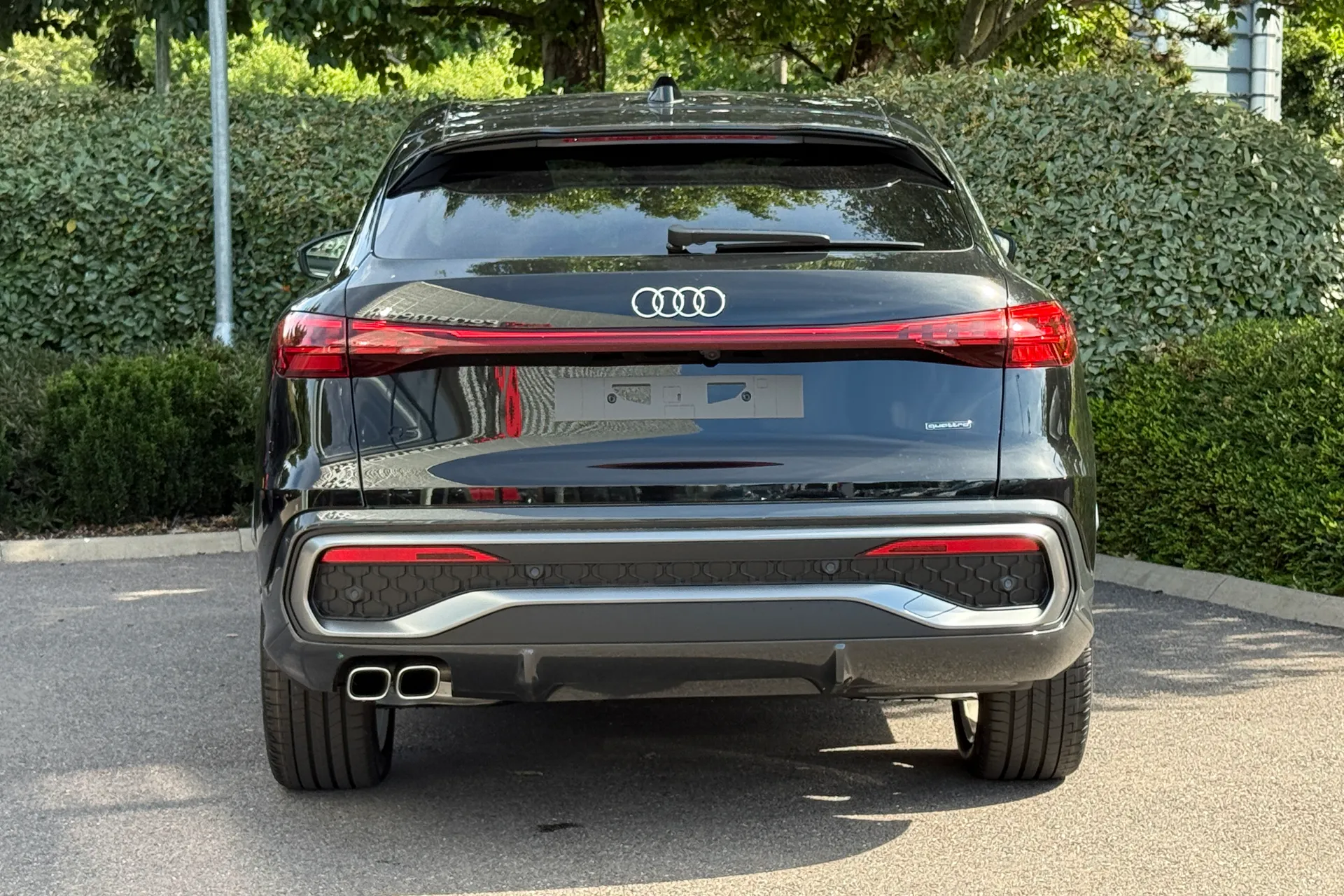 Audi Q5 thumbnail image number 10
