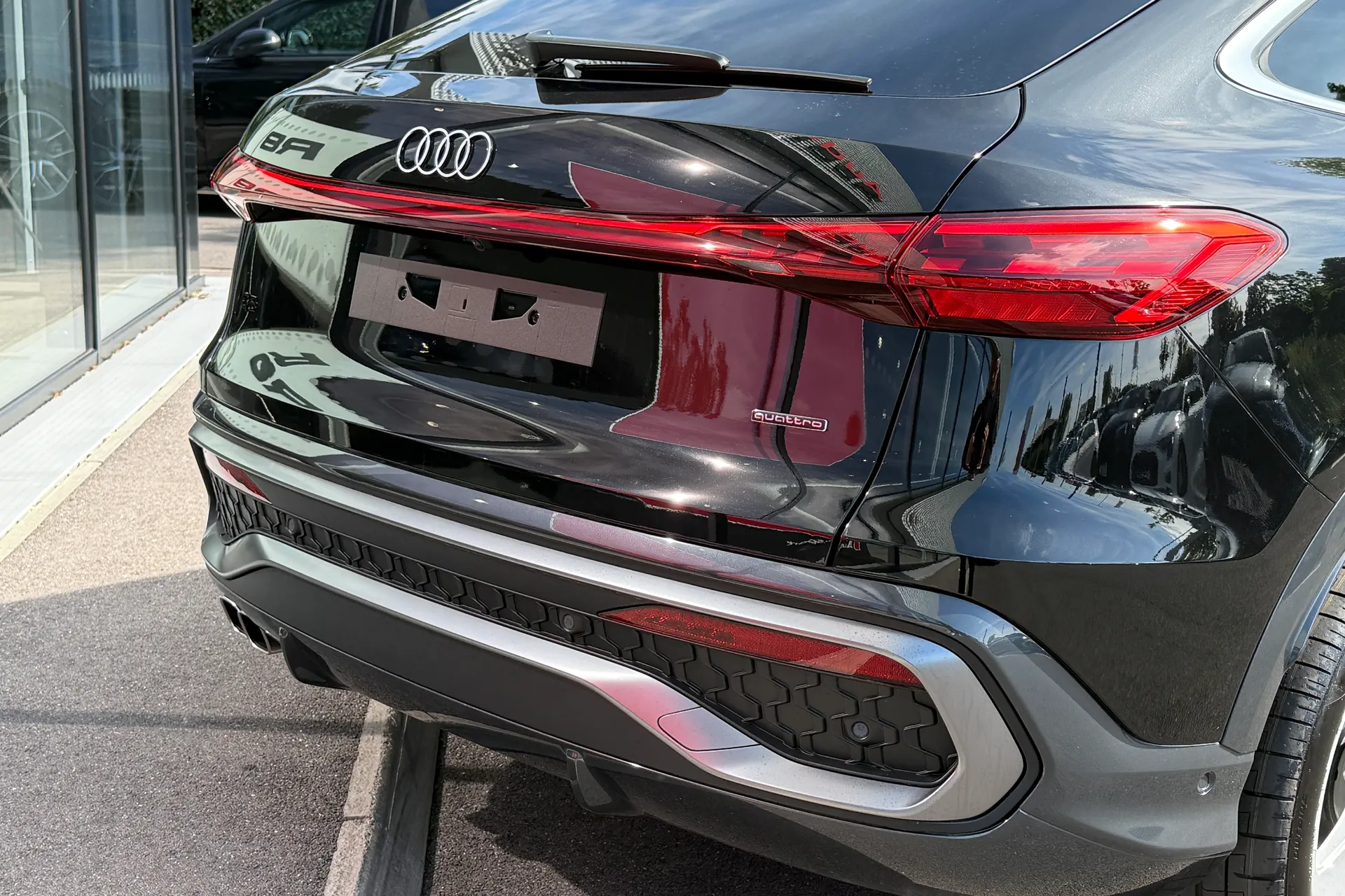 Audi Q5 thumbnail image number 24