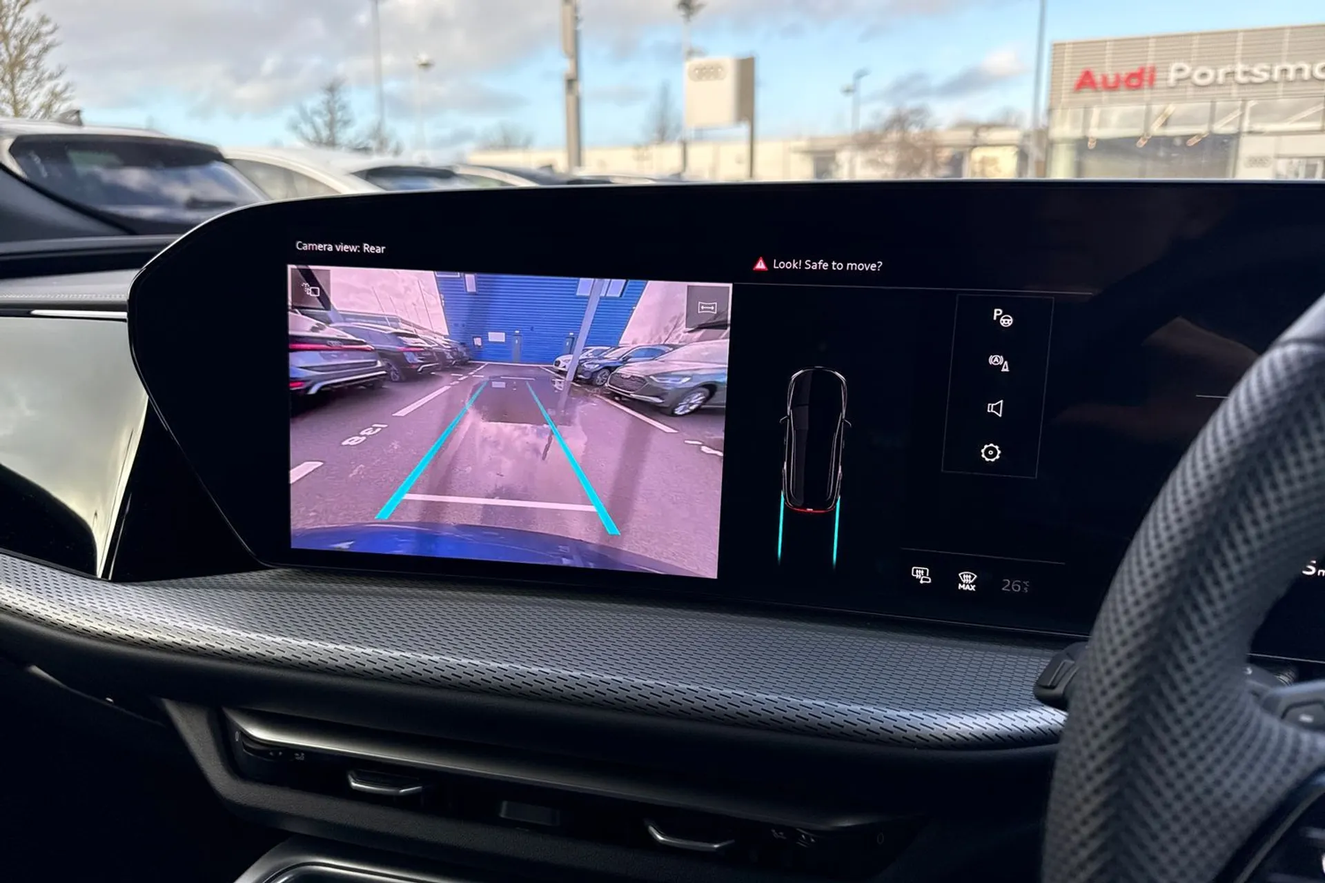 Audi Q5 thumbnail image number 6