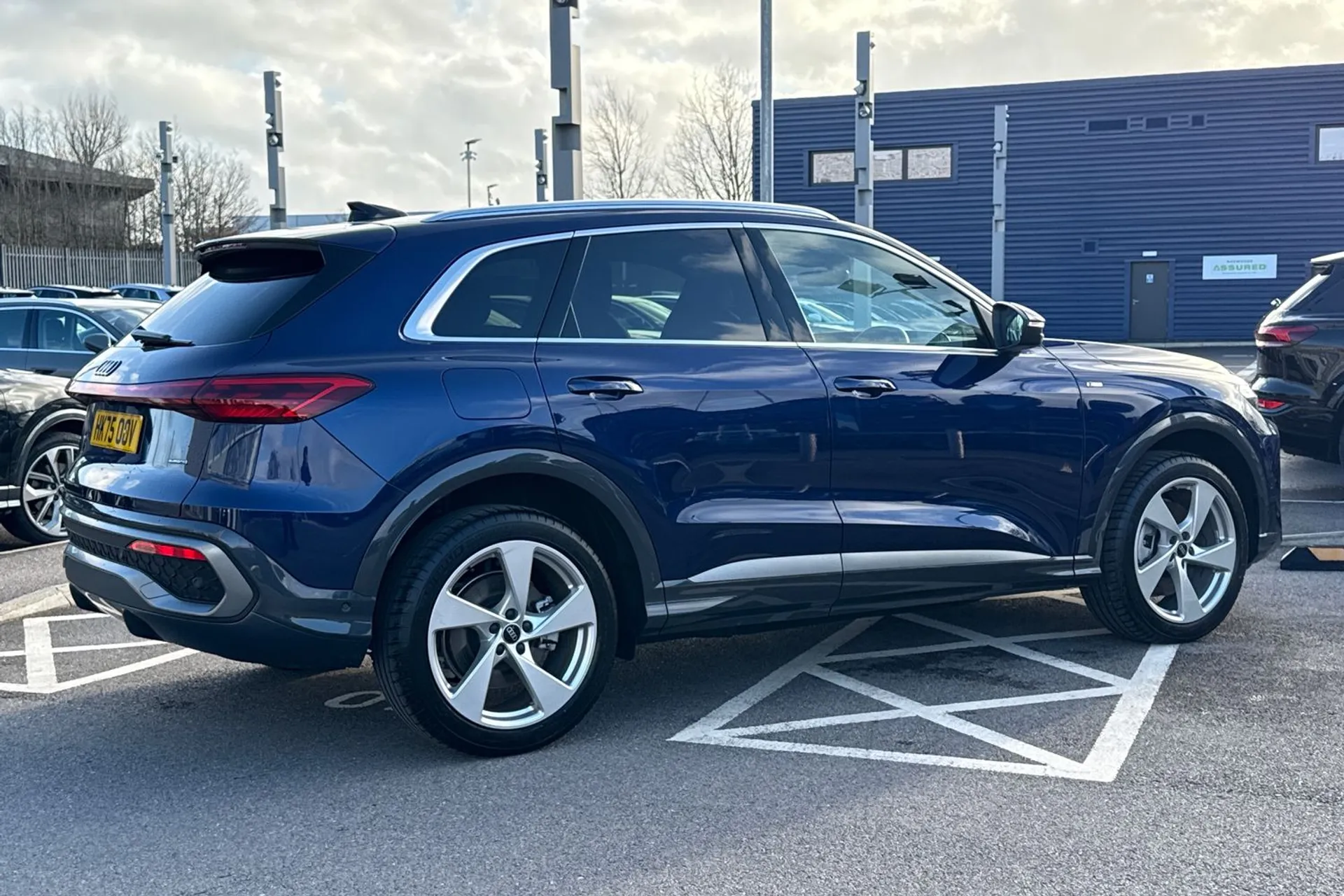 Audi Q5 thumbnail image number 7