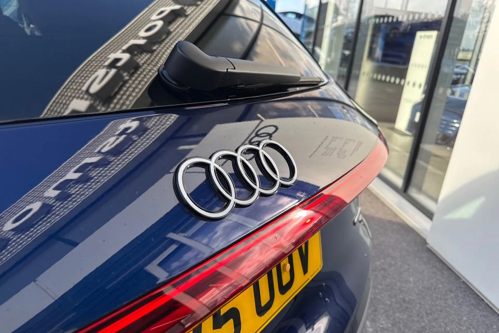 Audi Q5 thumbnail image number 16