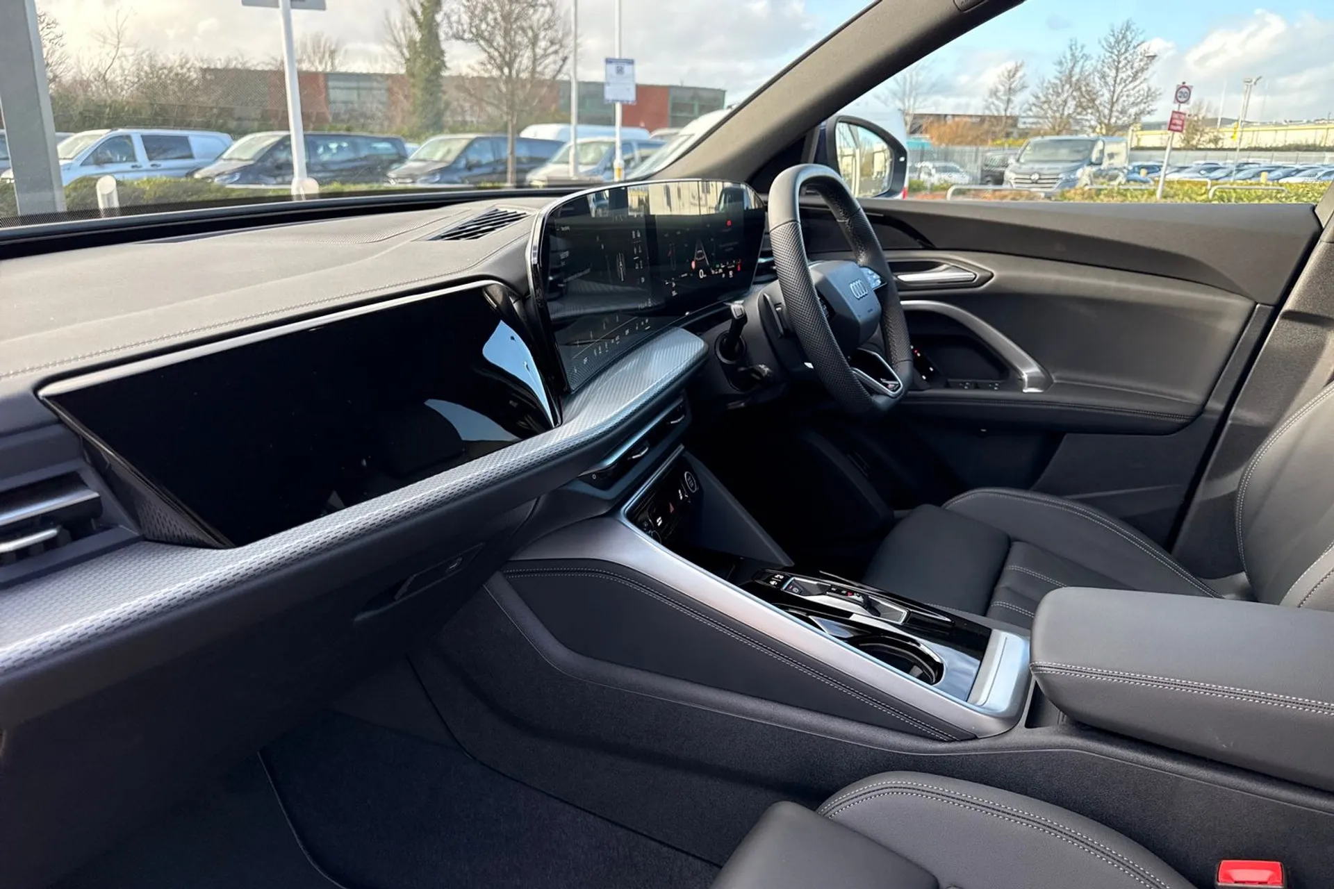 Audi Q5 thumbnail image number 12