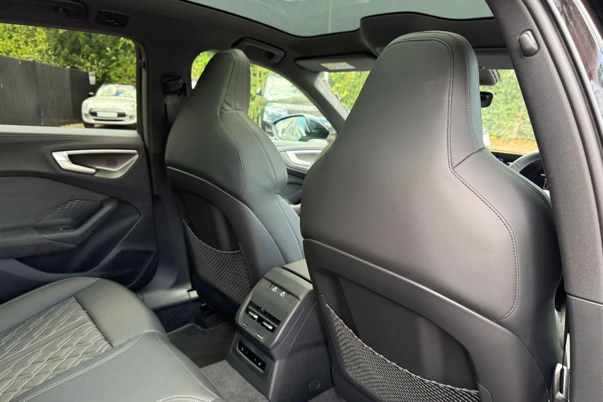 Audi A5 thumbnail image number 35