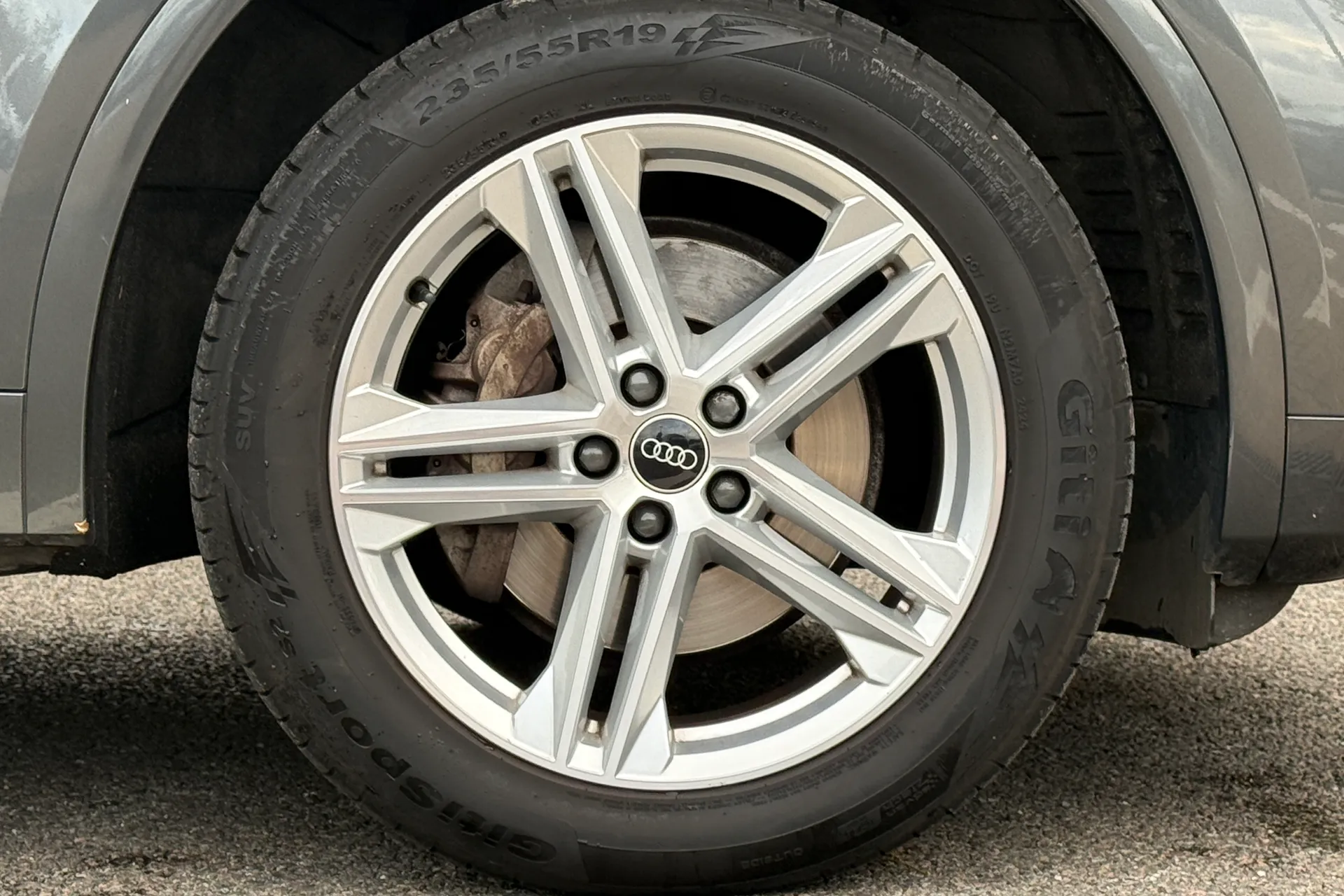 Audi Q5 thumbnail image number 23