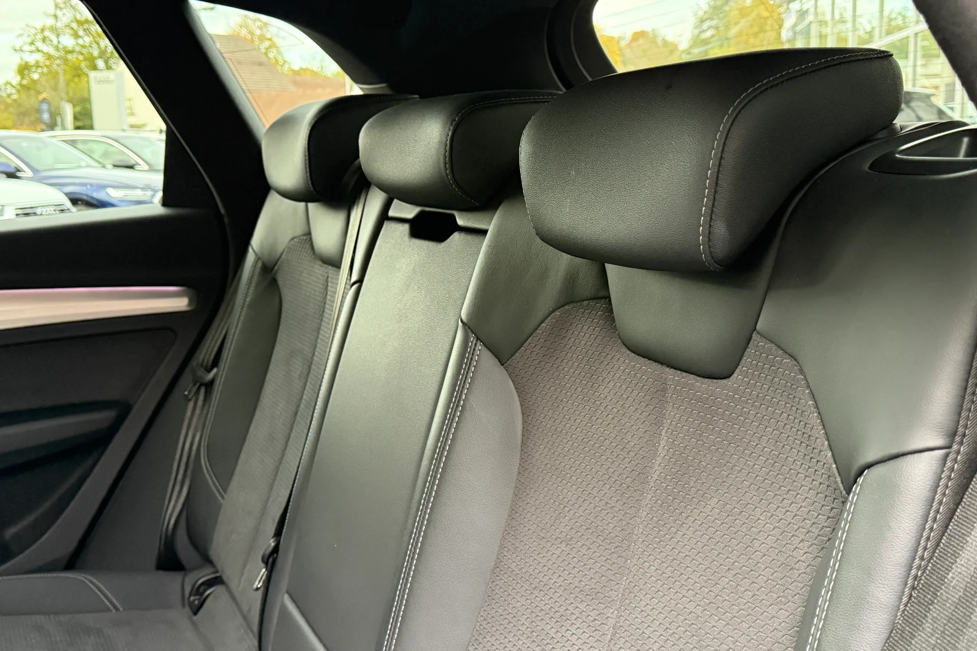 Audi Q5 thumbnail image number 29