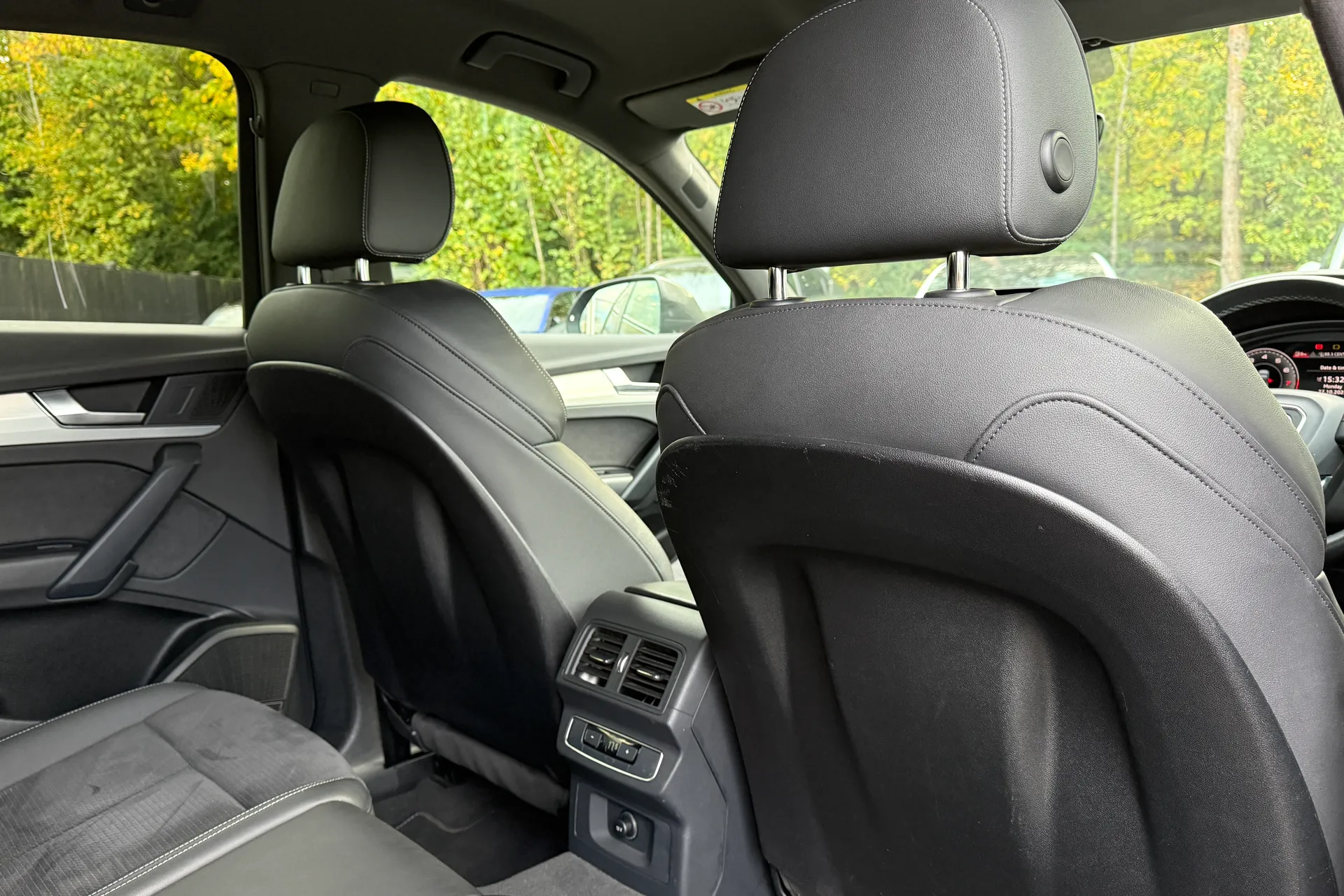 Audi Q5 thumbnail image number 11