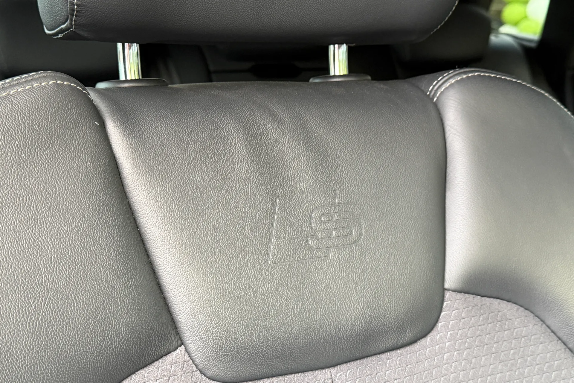 Audi Q5 thumbnail image number 46