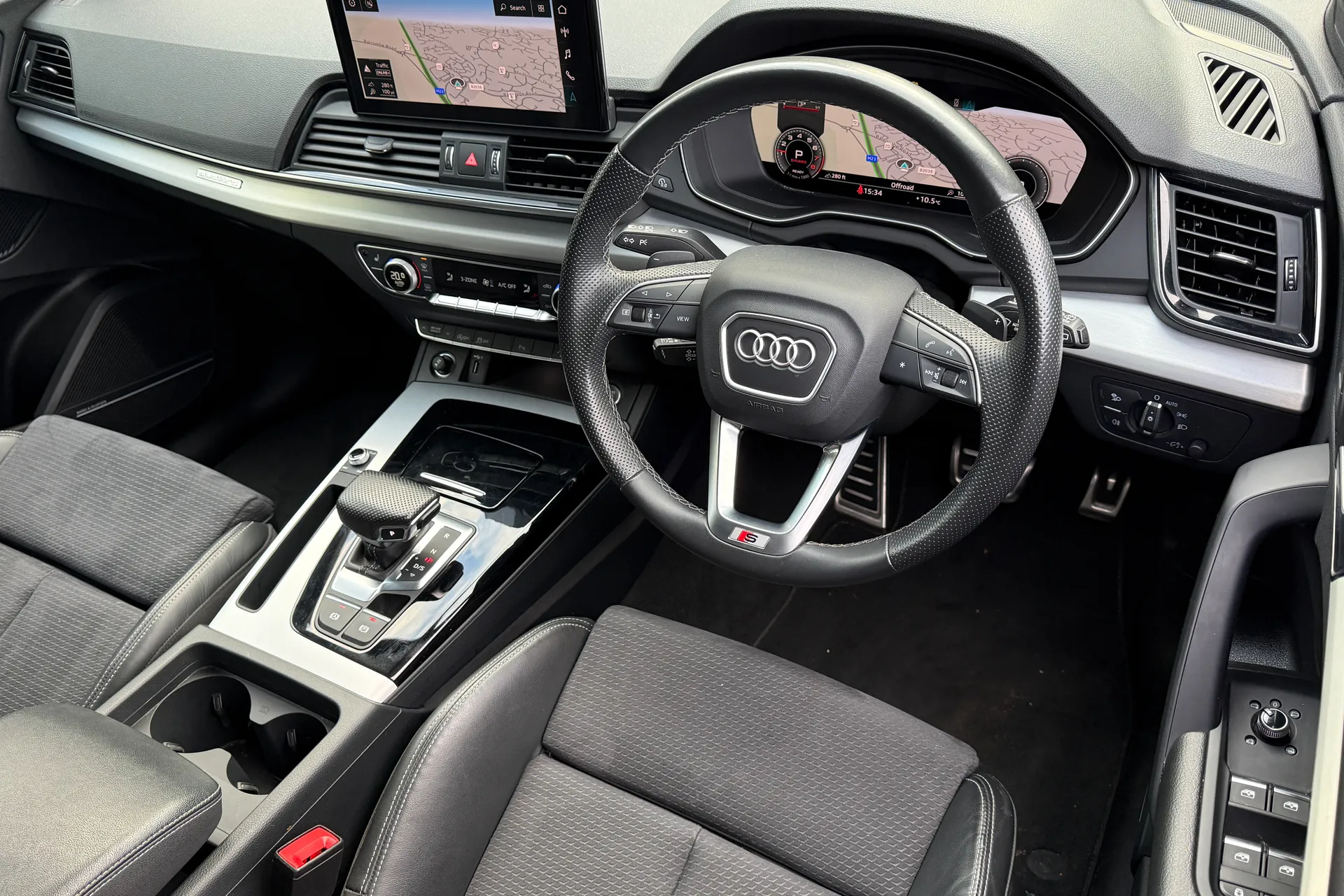 Audi Q5 thumbnail image number 13