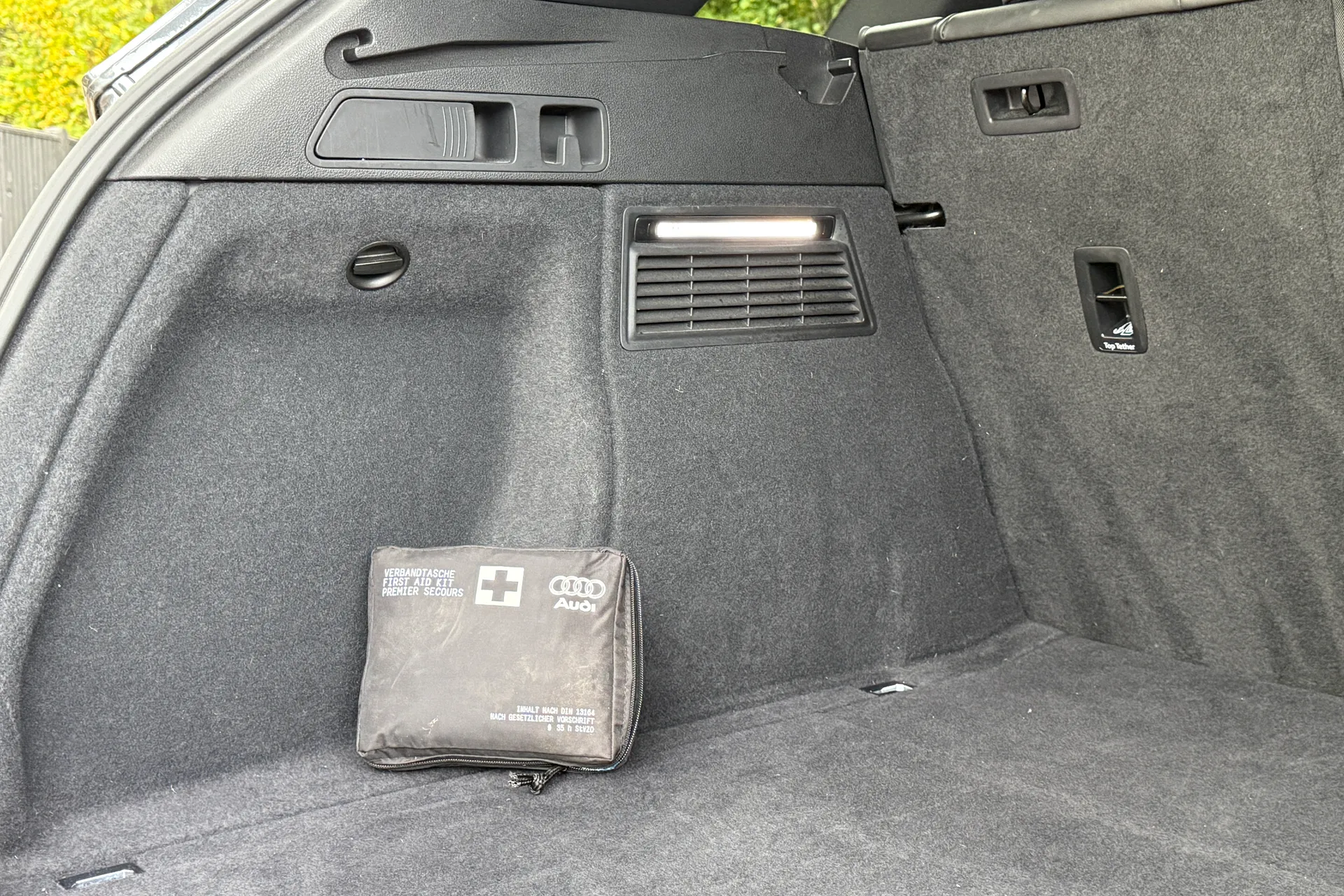 Audi Q5 thumbnail image number 34