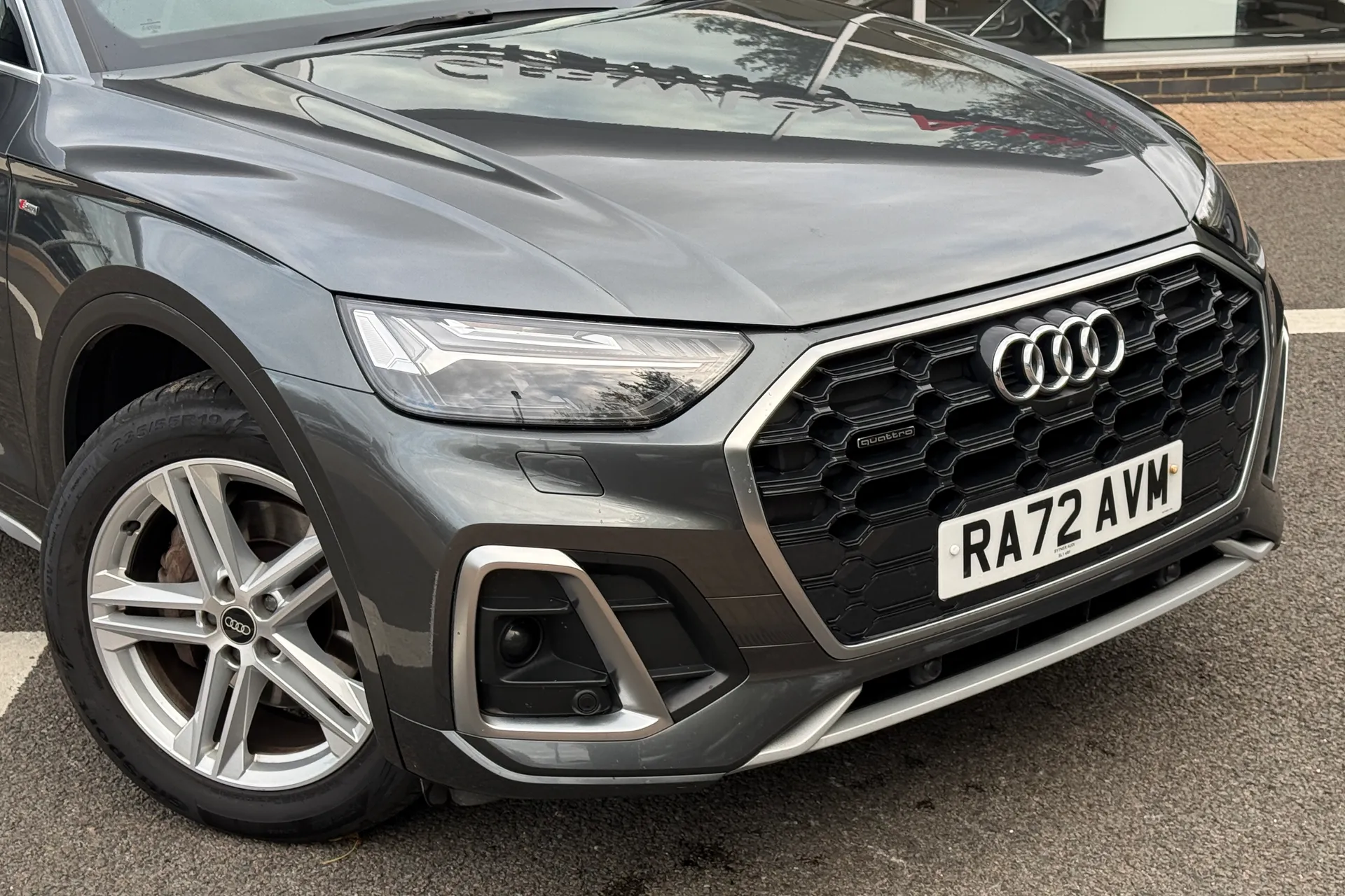 Audi Q5 thumbnail image number 22