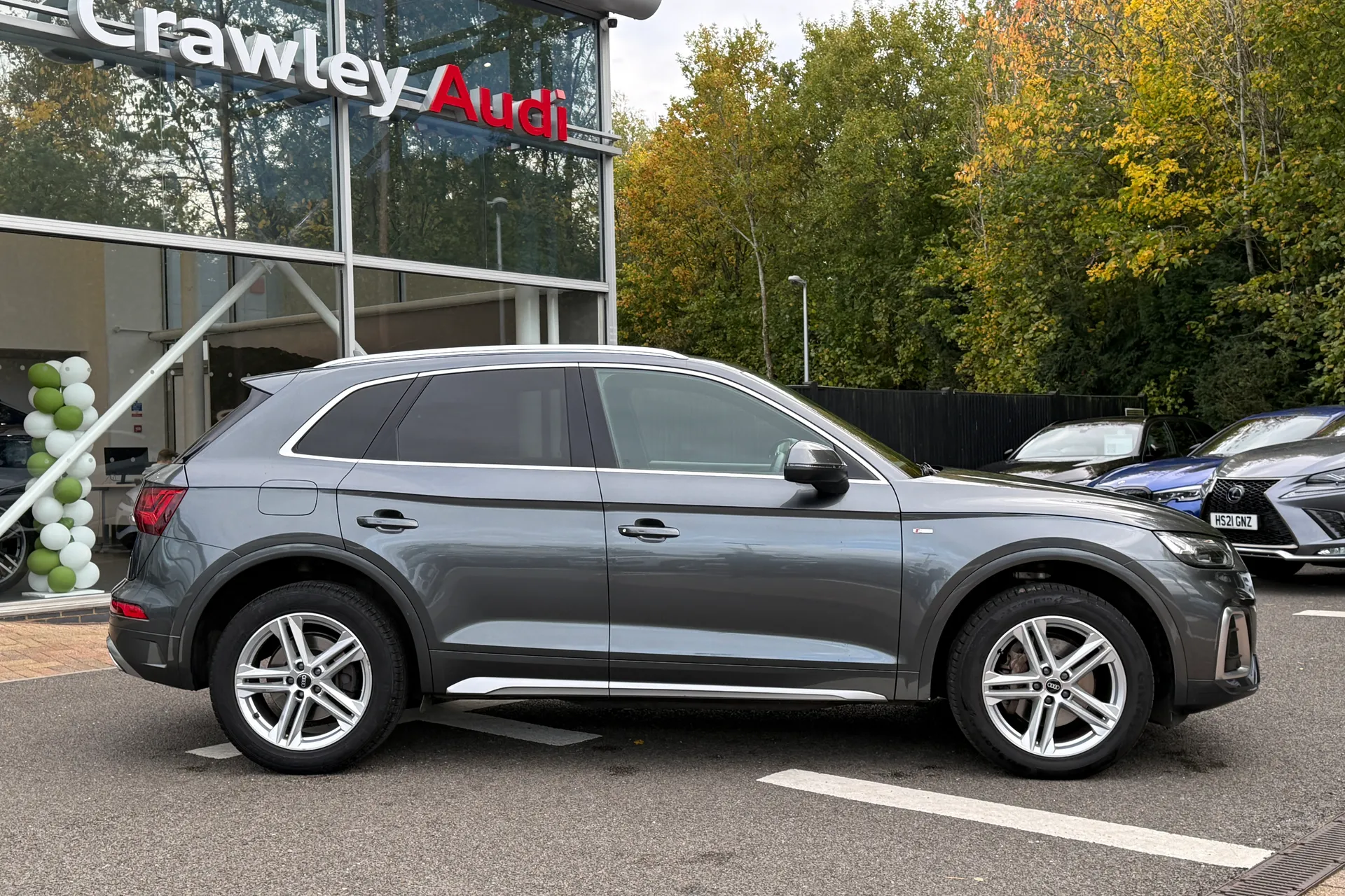 Audi Q5 thumbnail image number 2