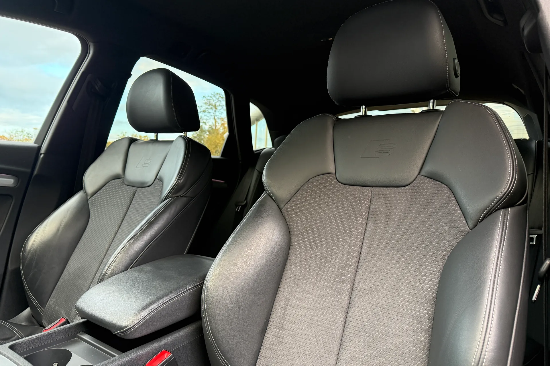 Audi Q5 thumbnail image number 19