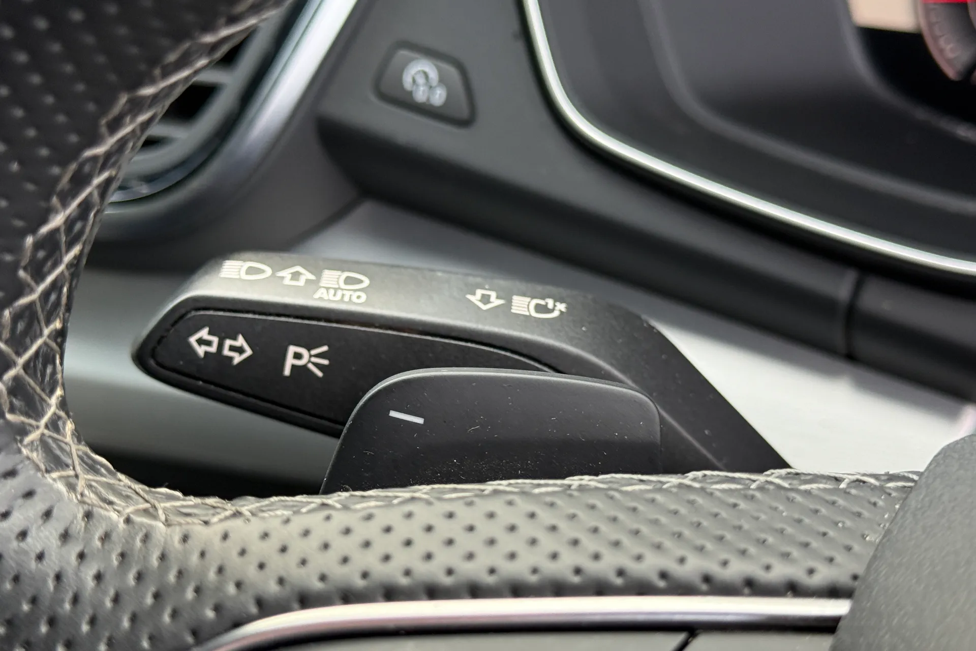 Audi Q5 thumbnail image number 63