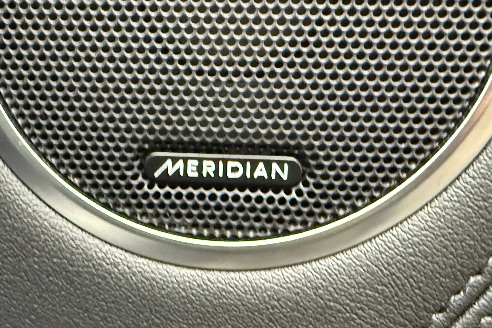 LAND ROVER RANGE ROVER thumbnail image number 21