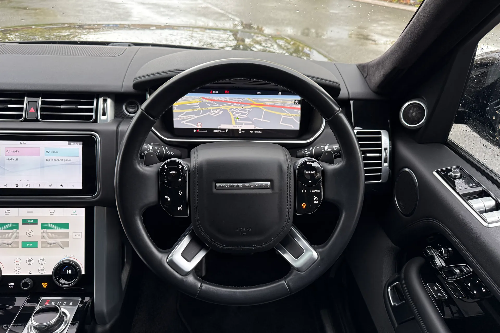 LAND ROVER RANGE ROVER thumbnail image number 14