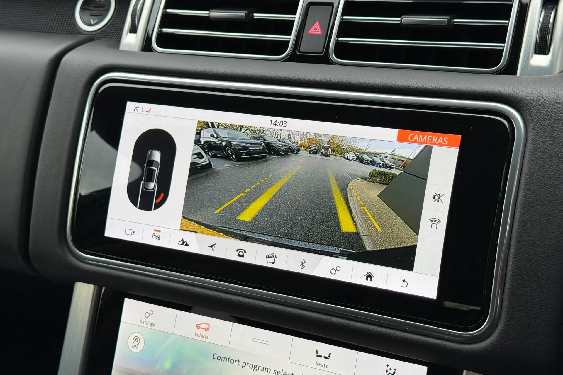 LAND ROVER RANGE ROVER thumbnail image number 4