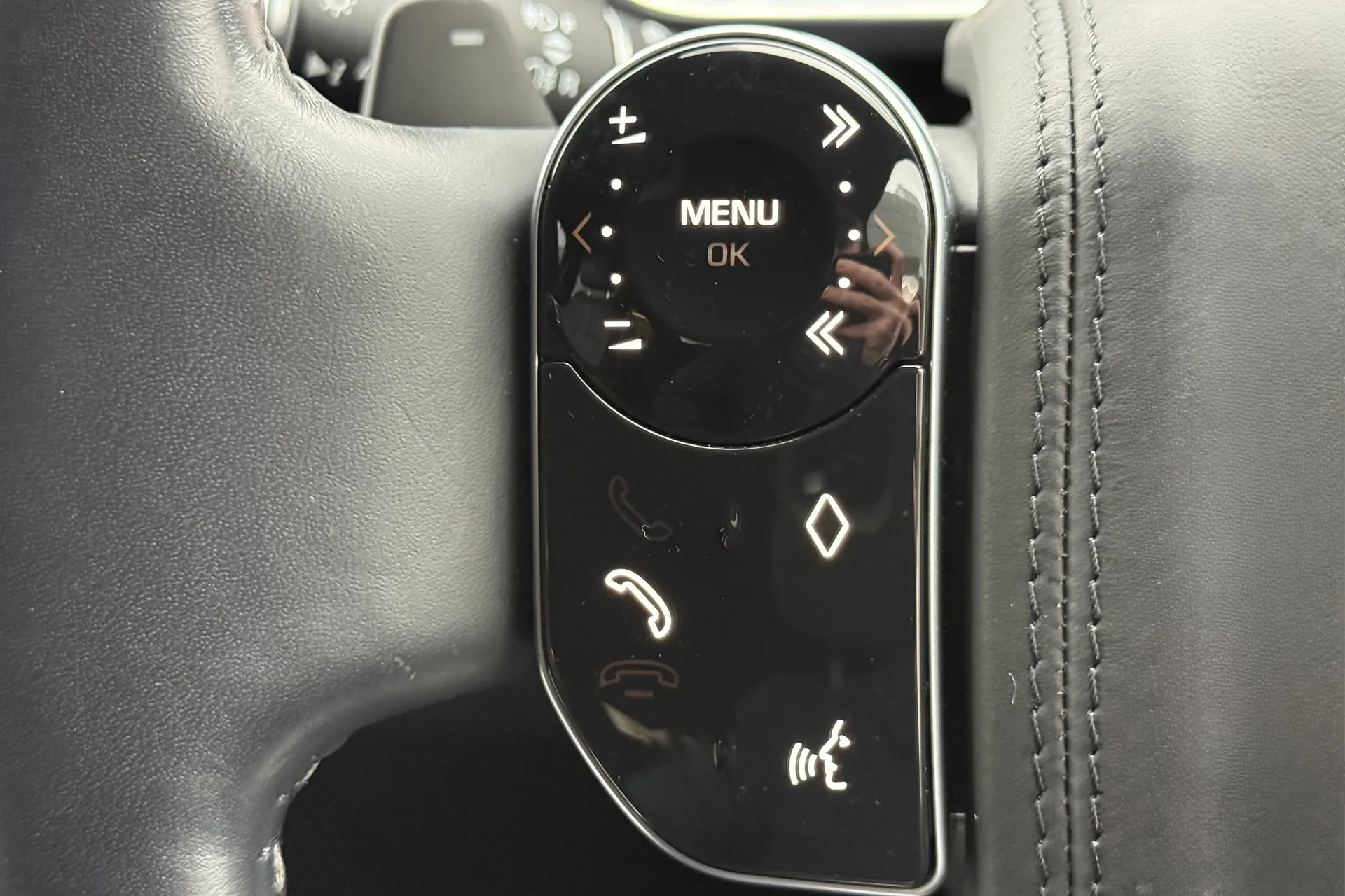 LAND ROVER RANGE ROVER thumbnail image number 26