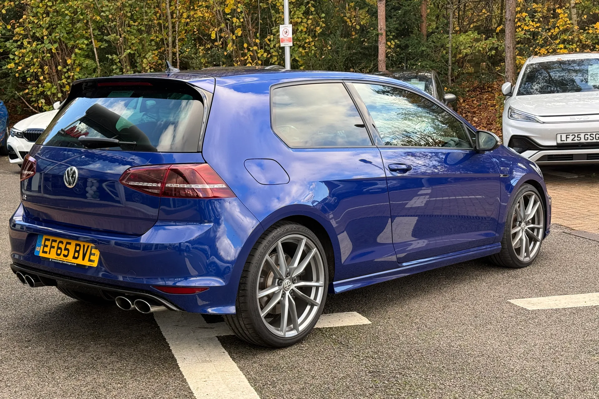 VOLKSWAGEN GOLF thumbnail image number 39