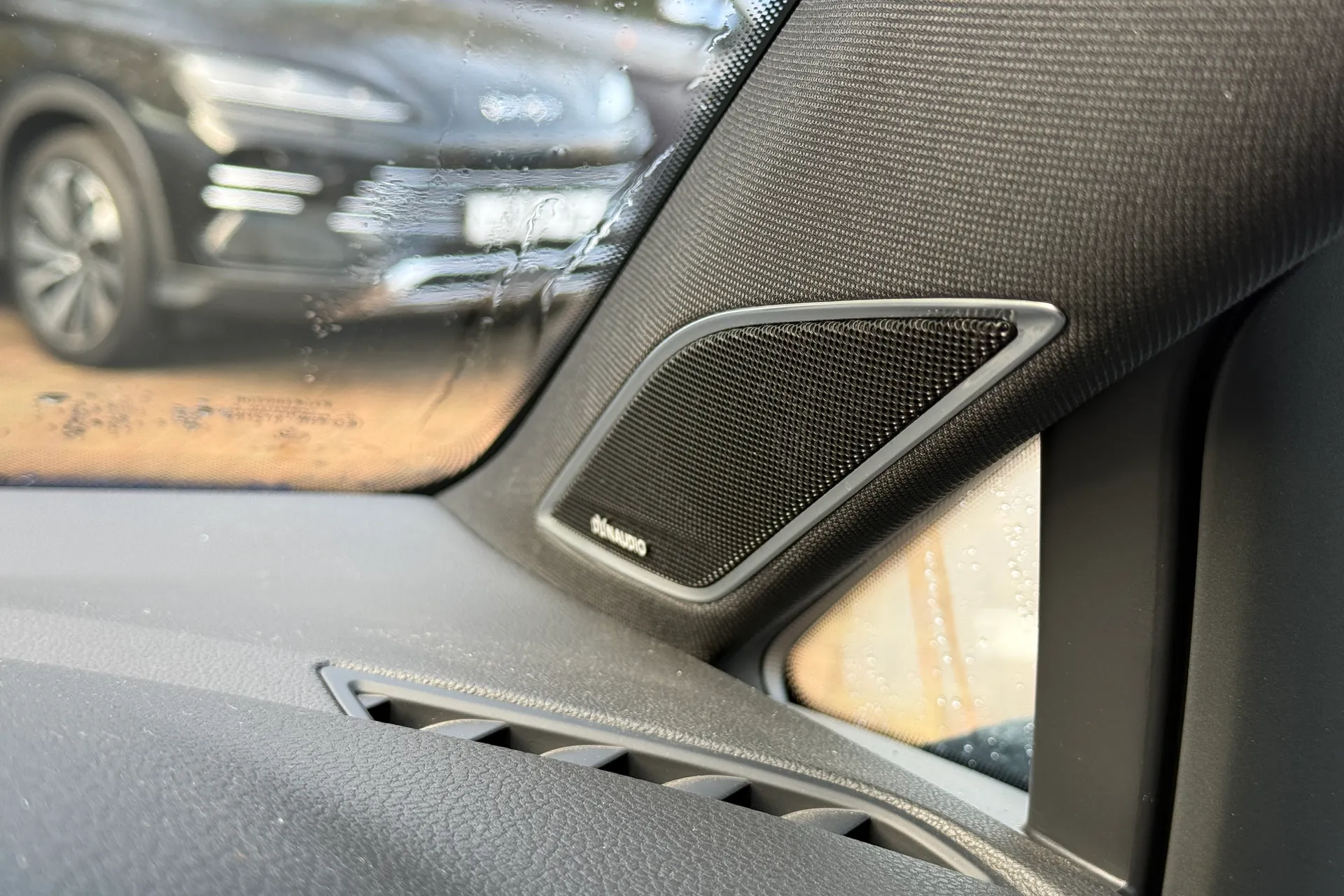 VOLKSWAGEN GOLF thumbnail image number 45