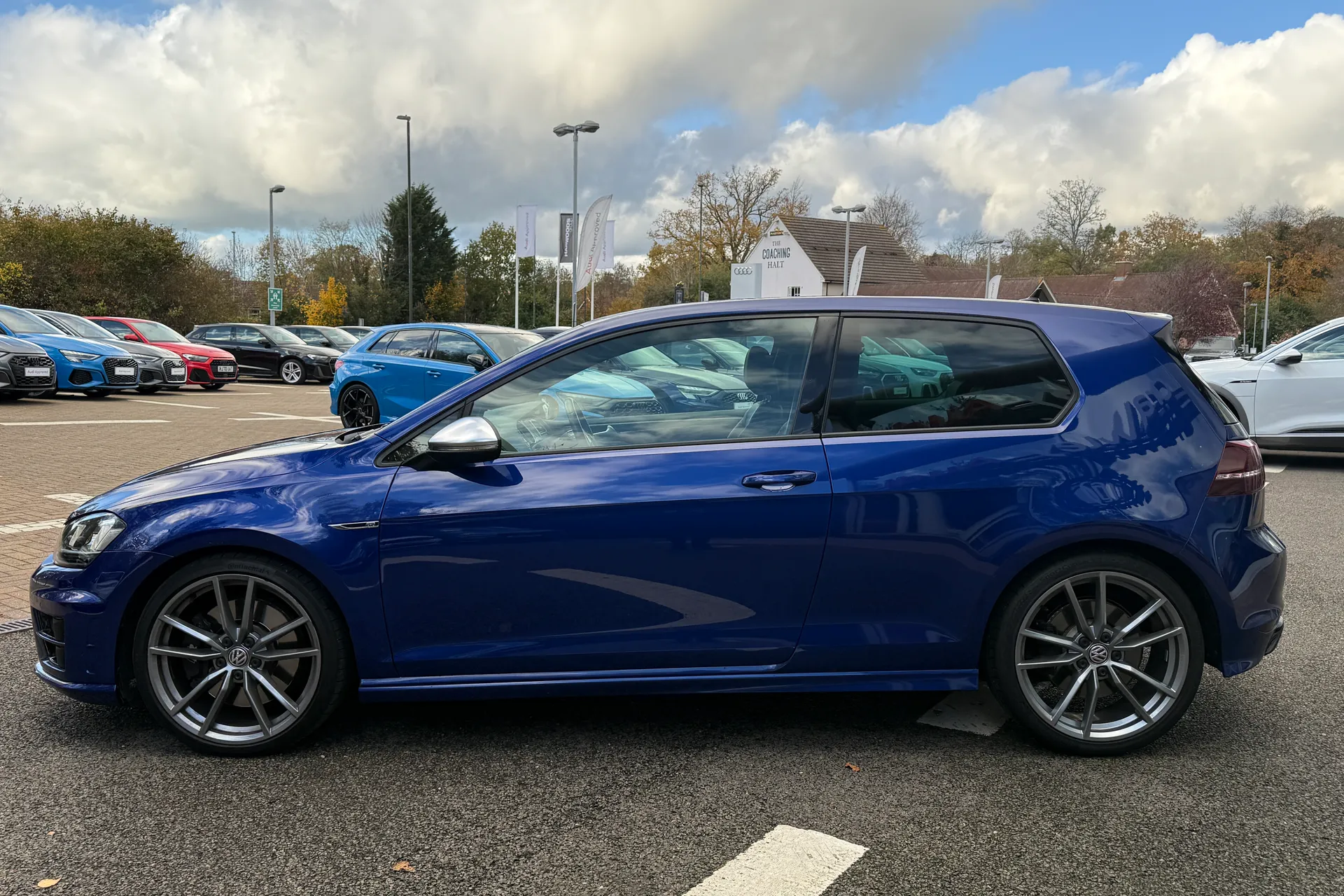 VOLKSWAGEN GOLF thumbnail image number 44