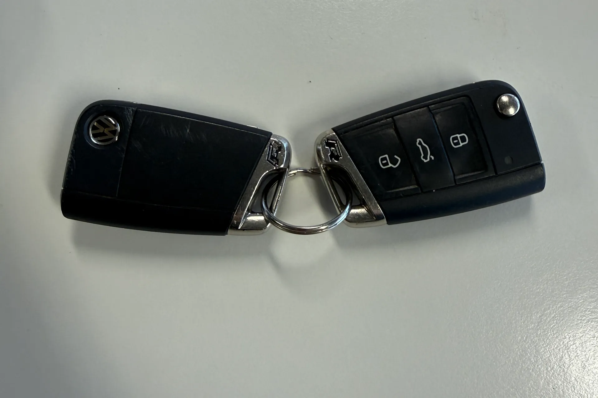 VOLKSWAGEN GOLF thumbnail image number 46