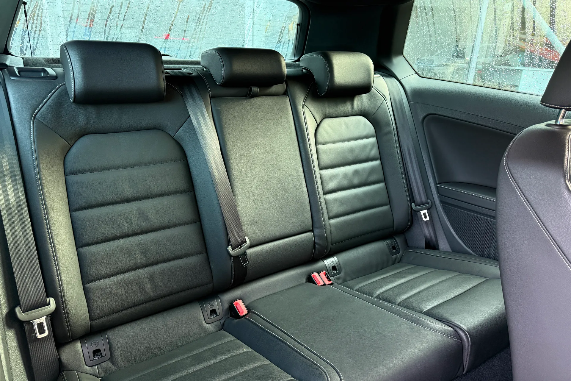 VOLKSWAGEN GOLF thumbnail image number 29