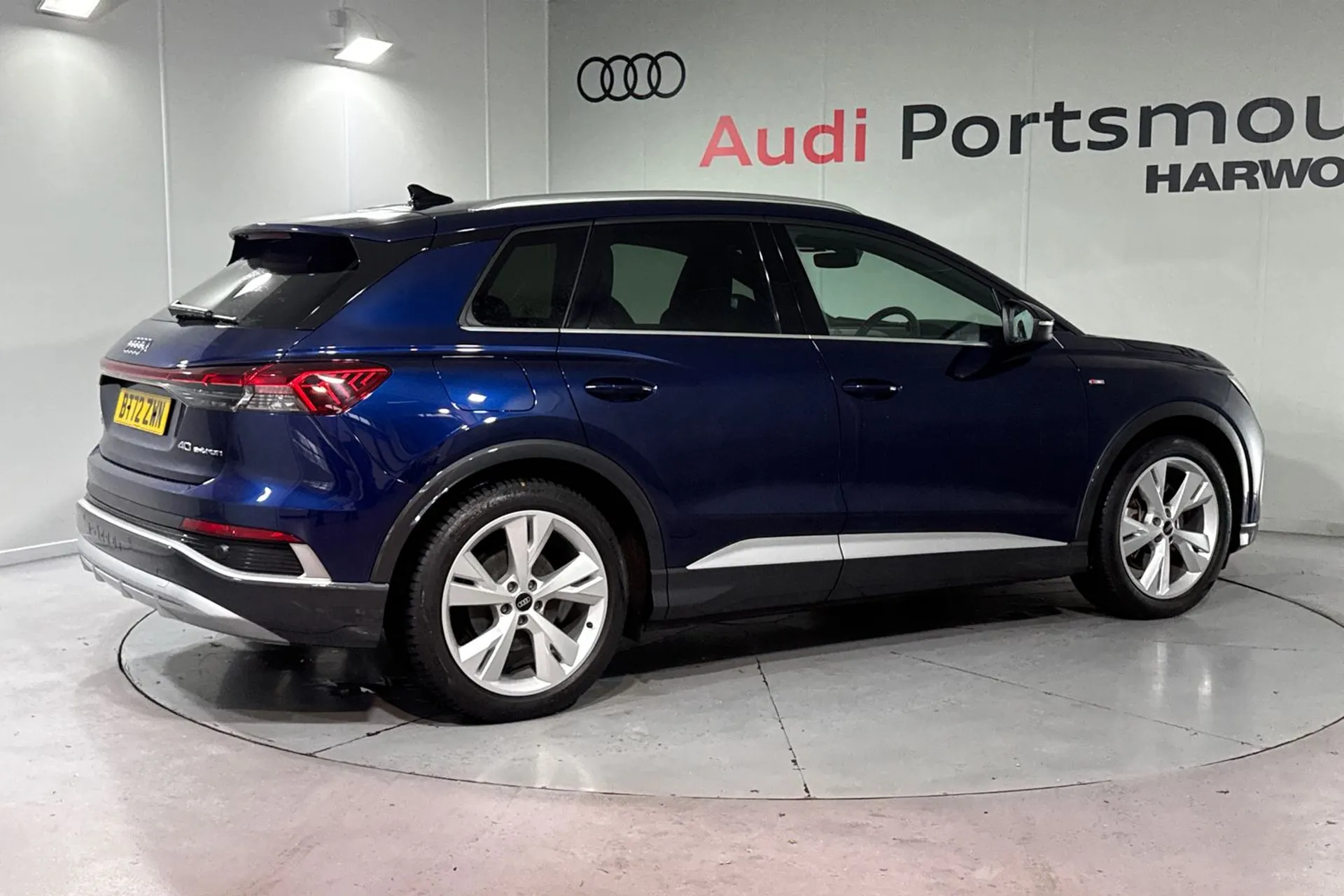 Audi Q4 thumbnail image number 10