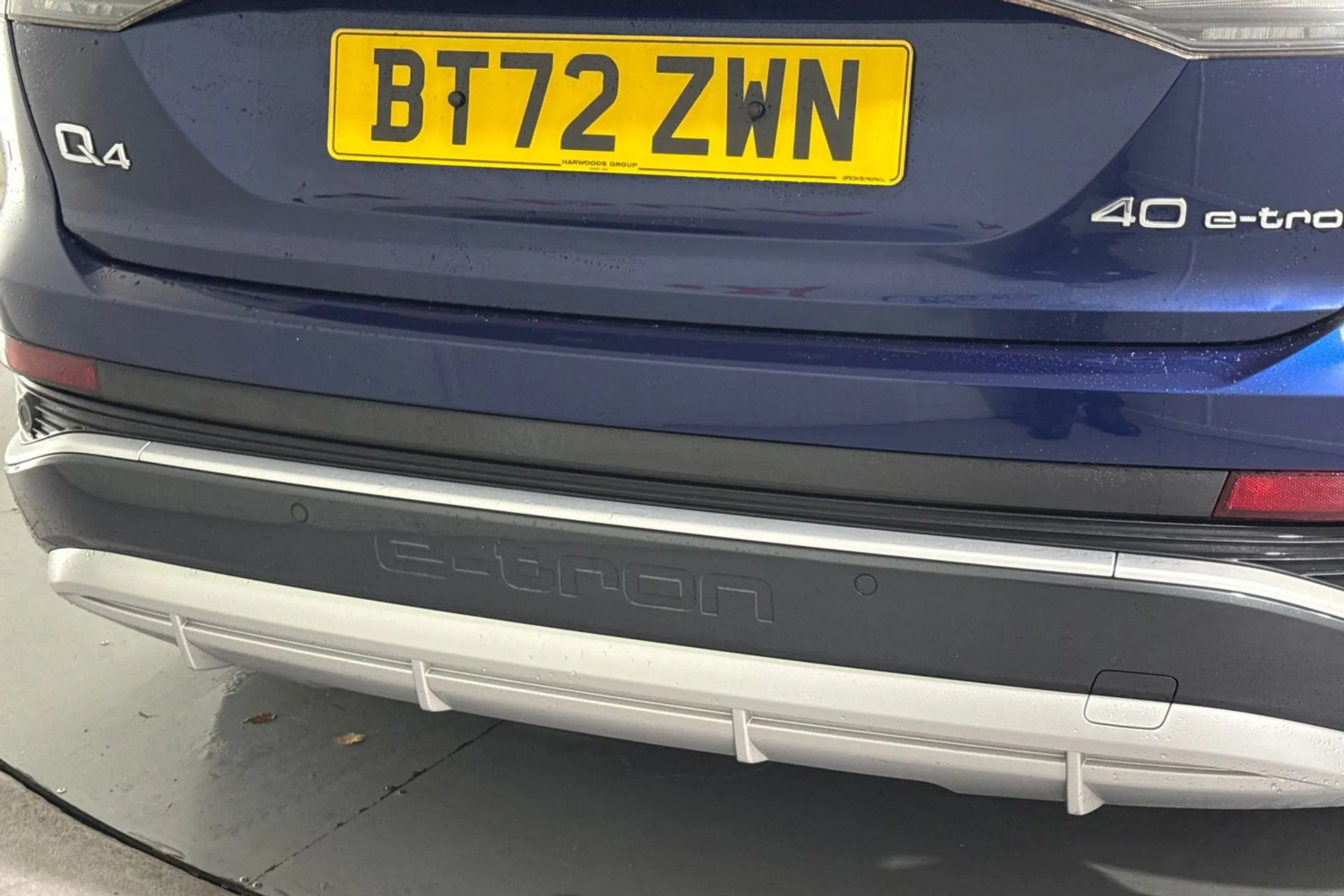 Audi Q4 thumbnail image number 16