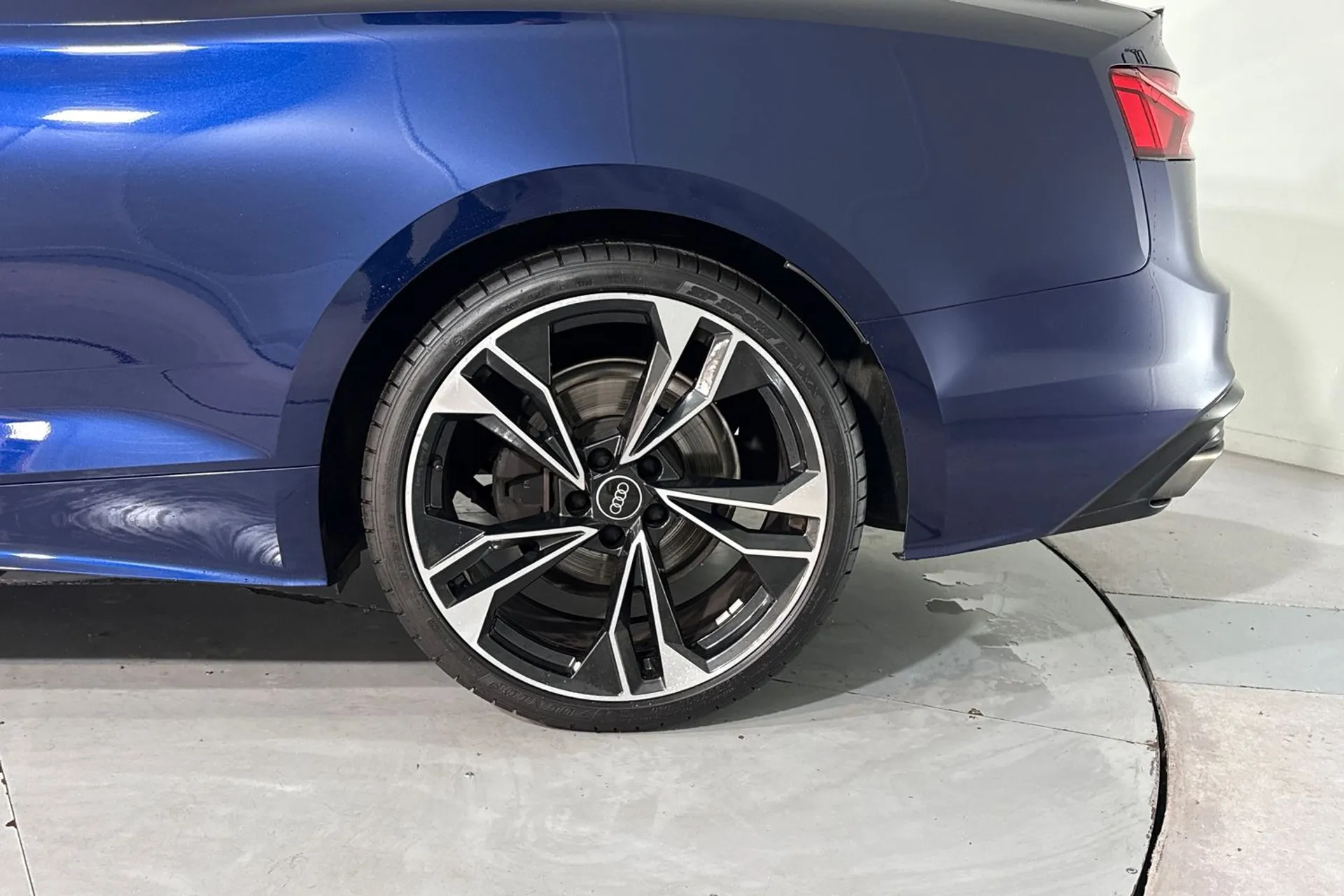 Audi A5 thumbnail image number 13