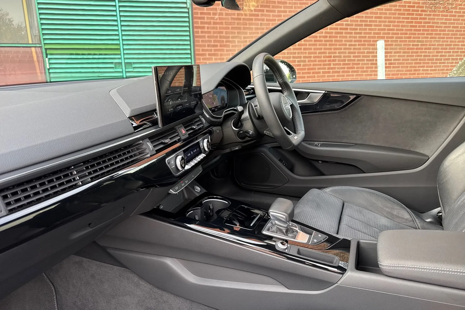 Audi A5 thumbnail image number 30