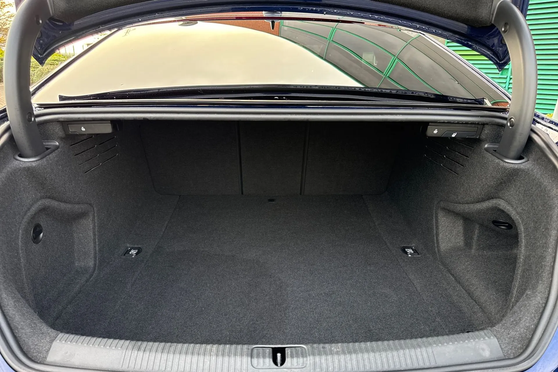 Audi A5 thumbnail image number 19