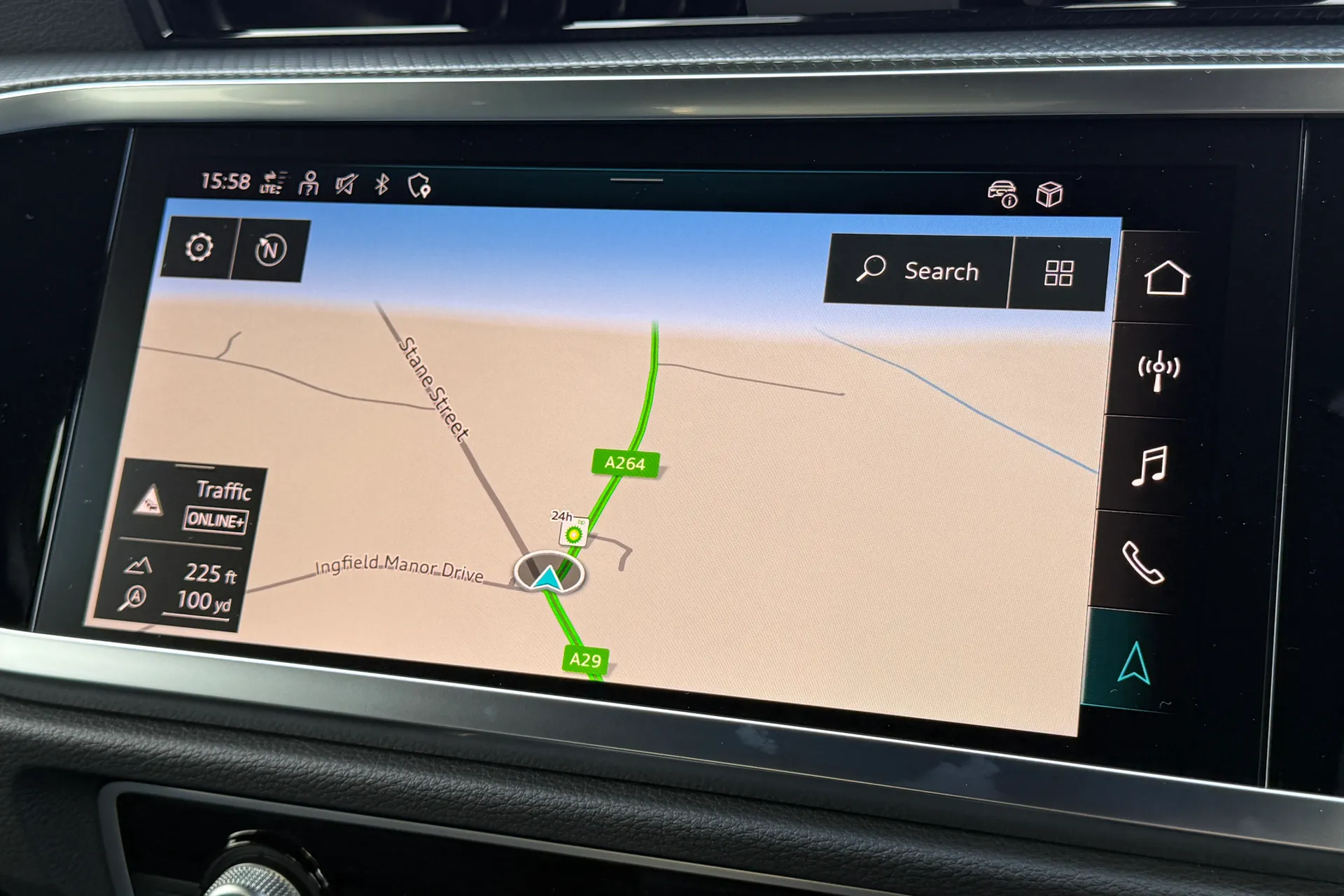 Audi Q3 thumbnail image number 5