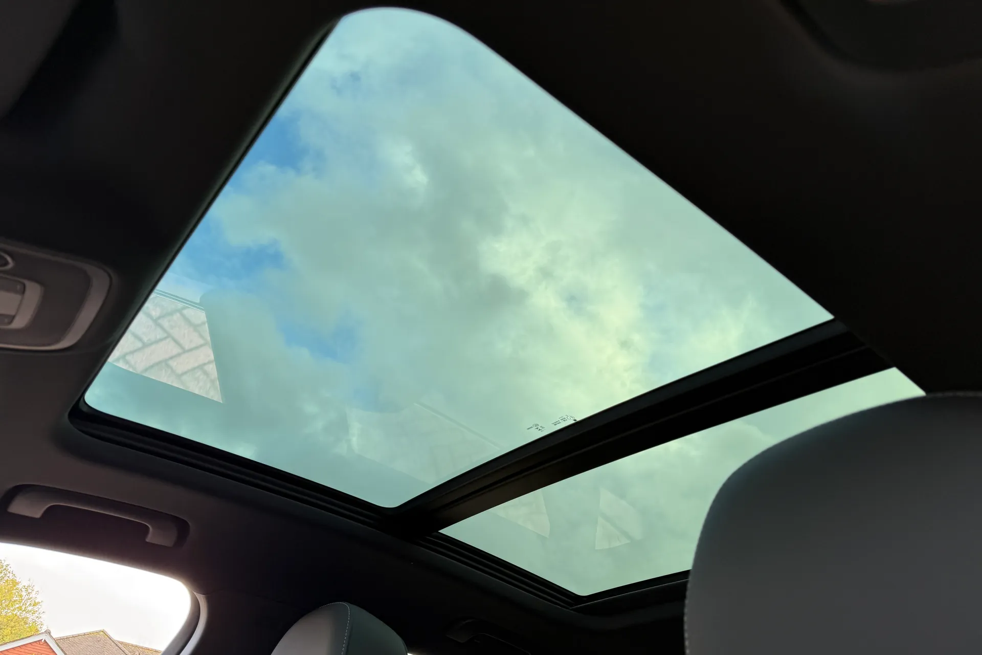 Audi Q3 thumbnail image number 33