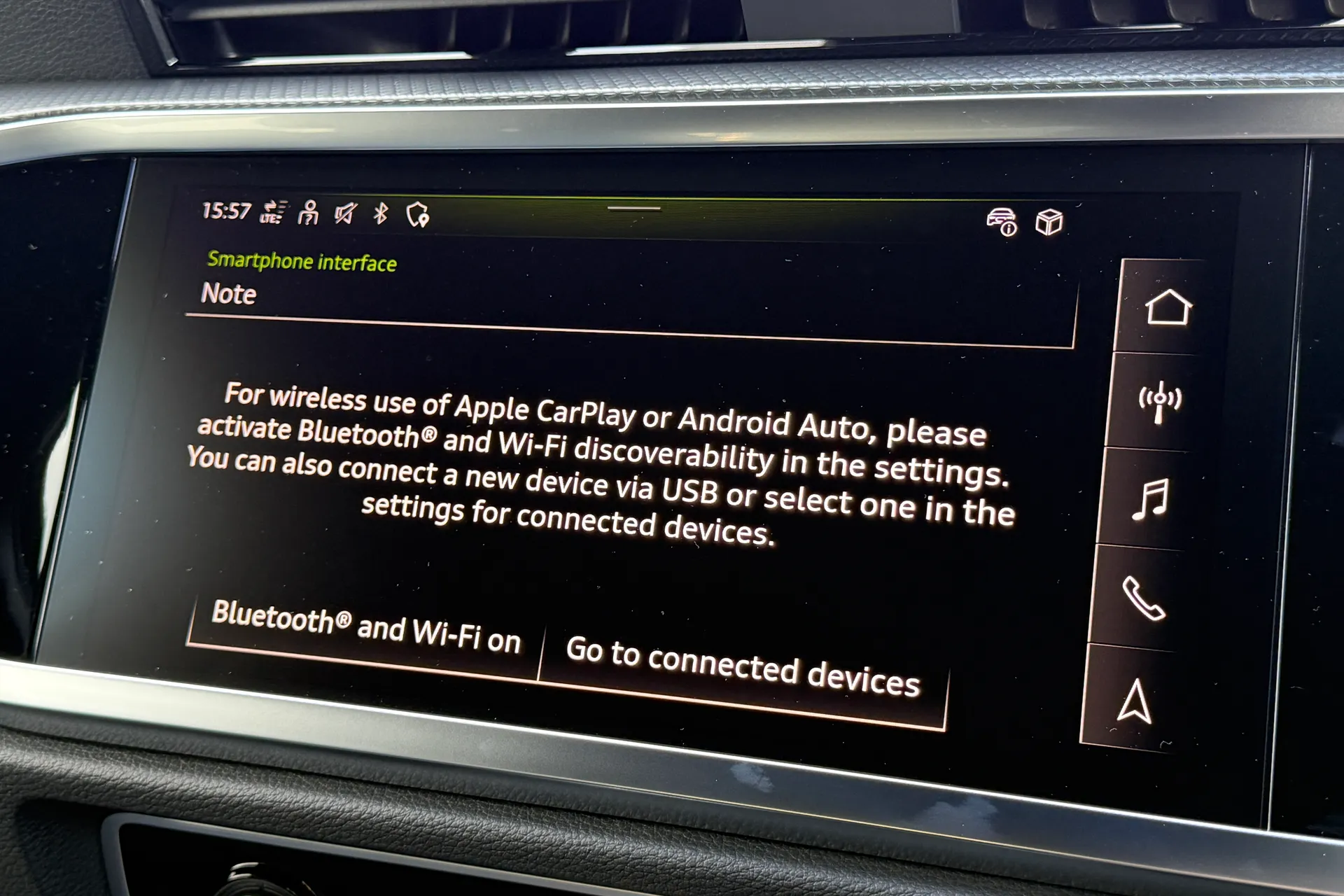 Audi Q3 thumbnail image number 12