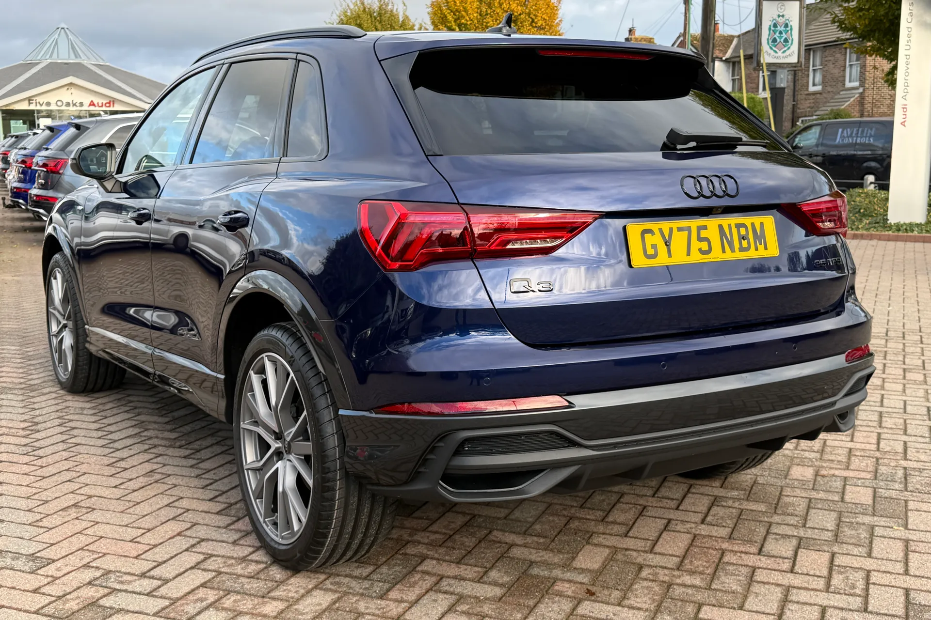 Audi Q3 thumbnail image number 37