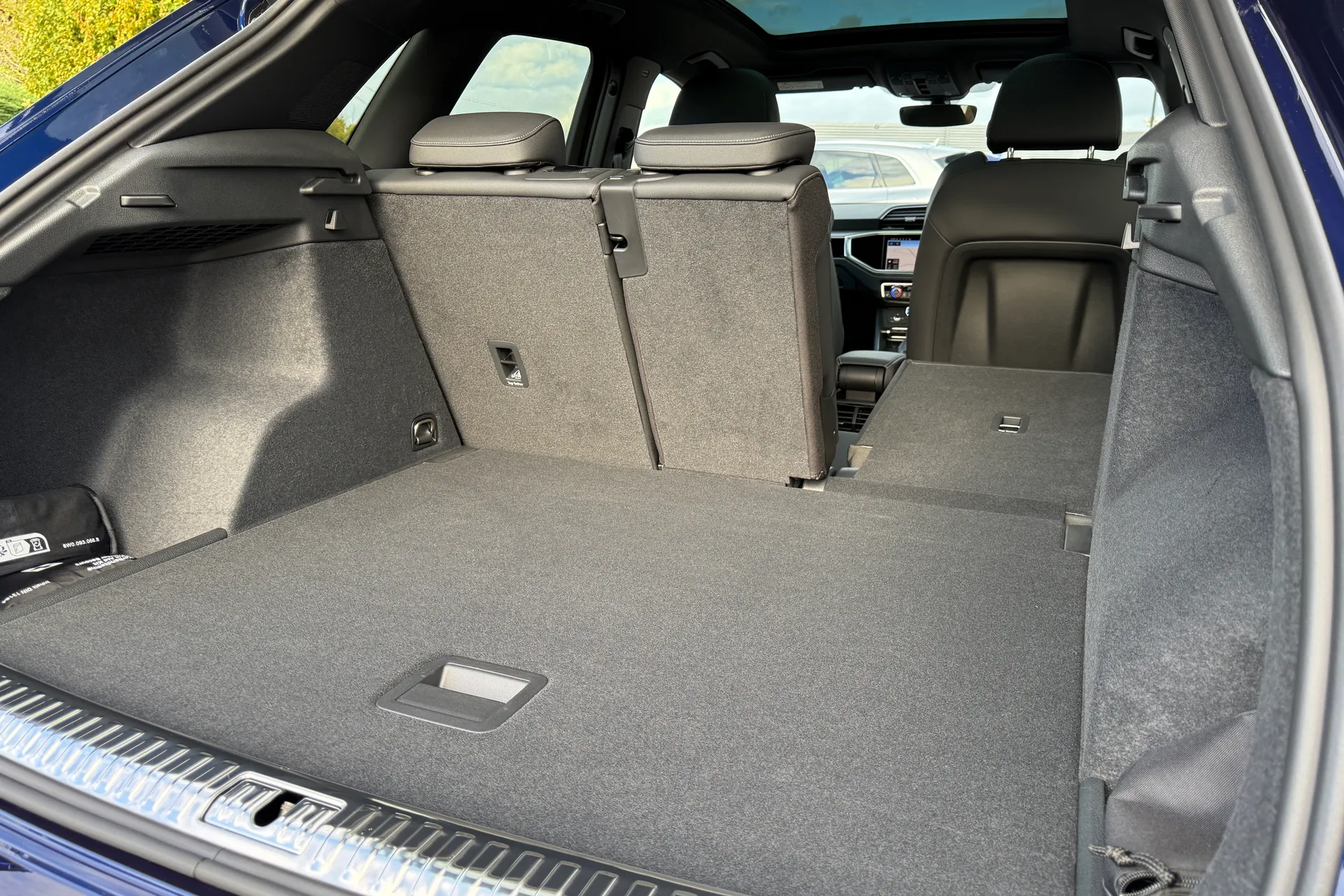 Audi Q3 thumbnail image number 39