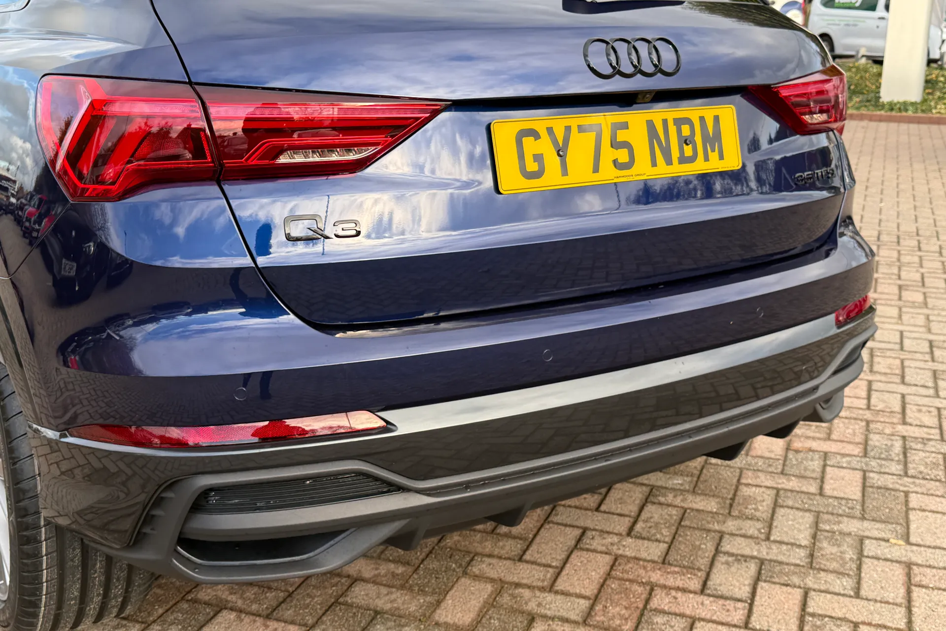 Audi Q3 thumbnail image number 52