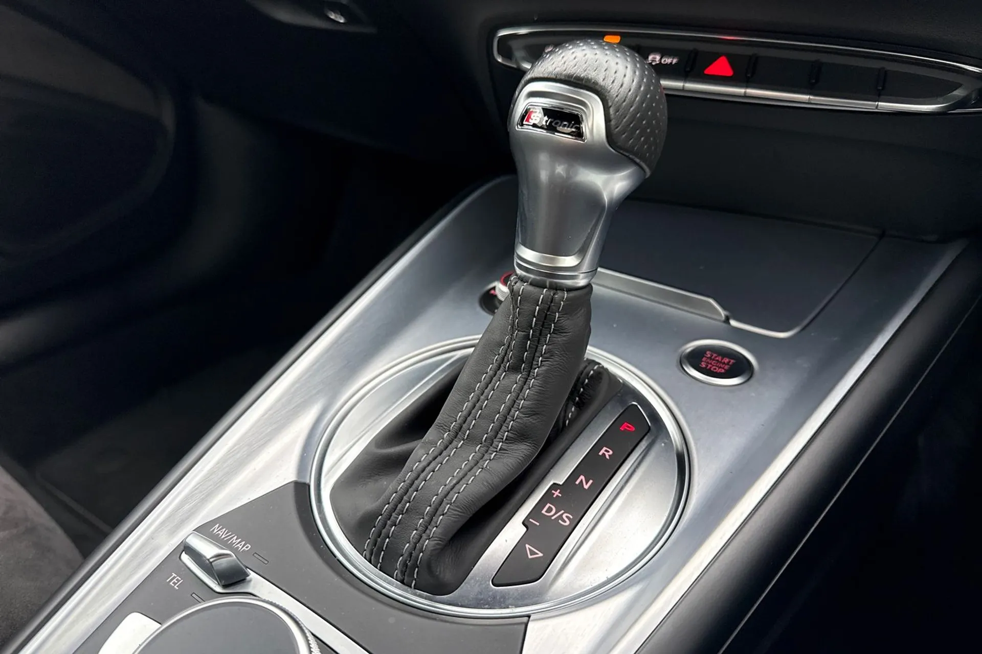 Audi TT thumbnail image number 27