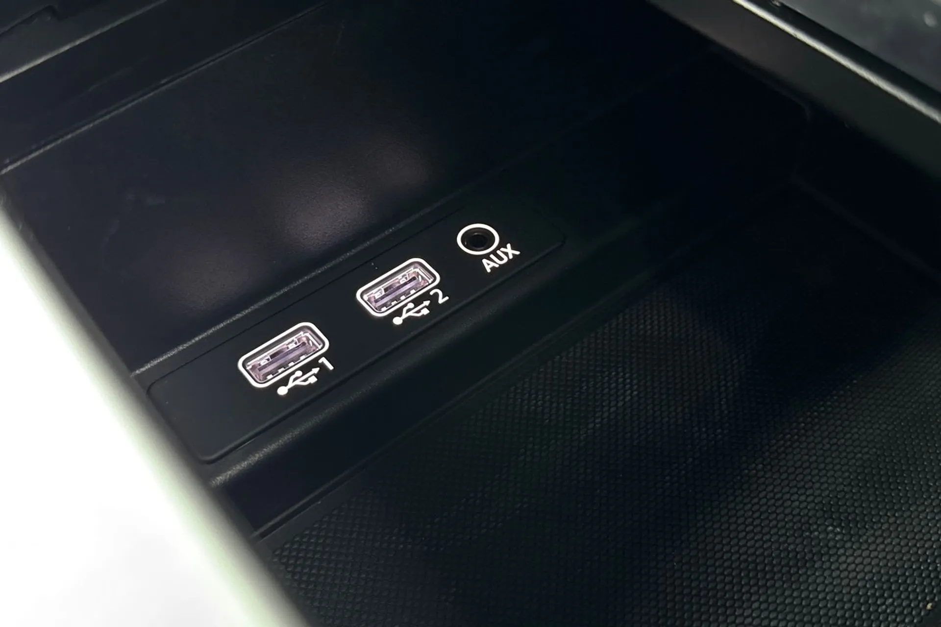 Audi TT thumbnail image number 37