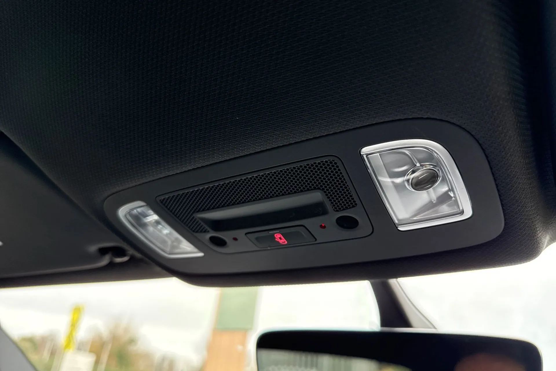 Audi TT thumbnail image number 51