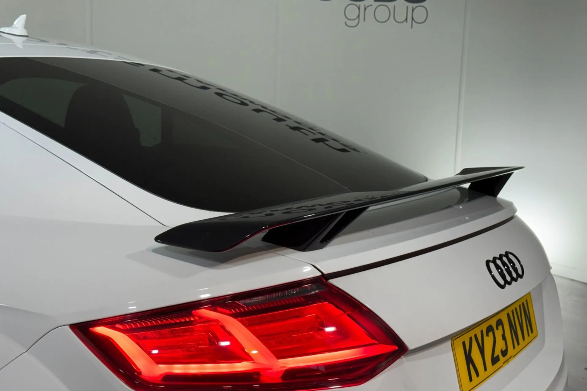 Audi TT thumbnail image number 25