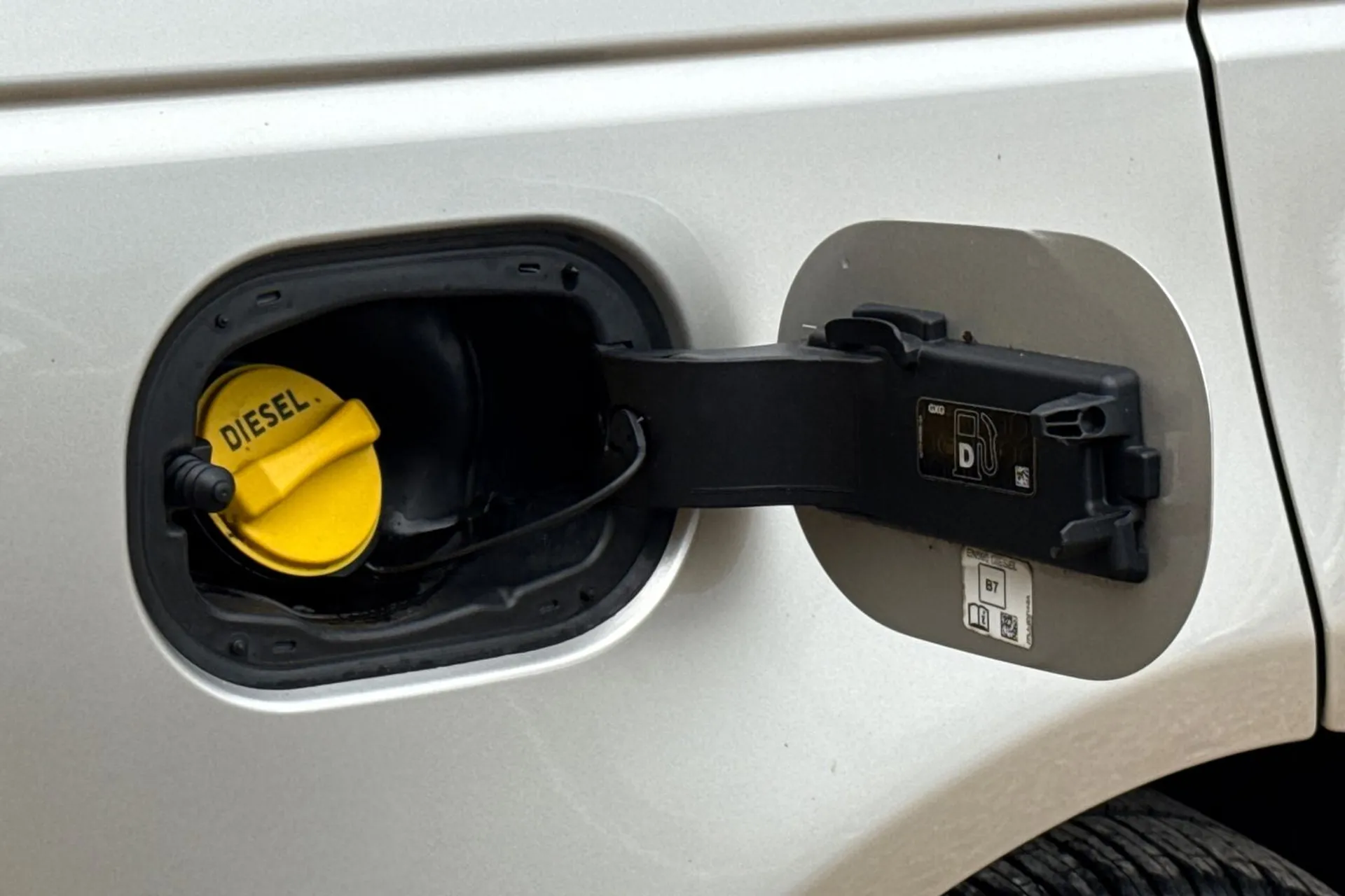 LAND ROVER RANGE ROVER thumbnail image number 20