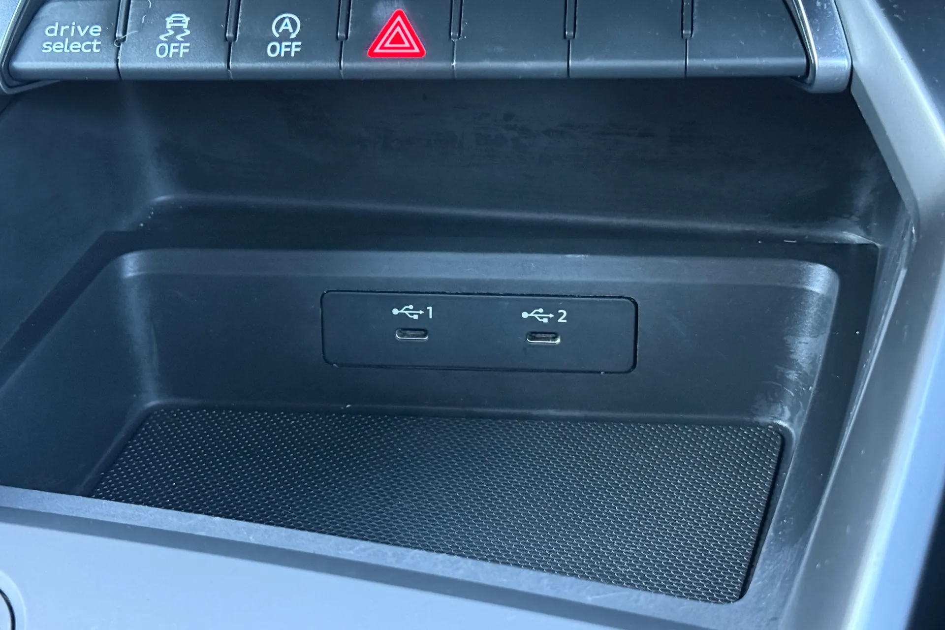 Audi A3 thumbnail image number 36