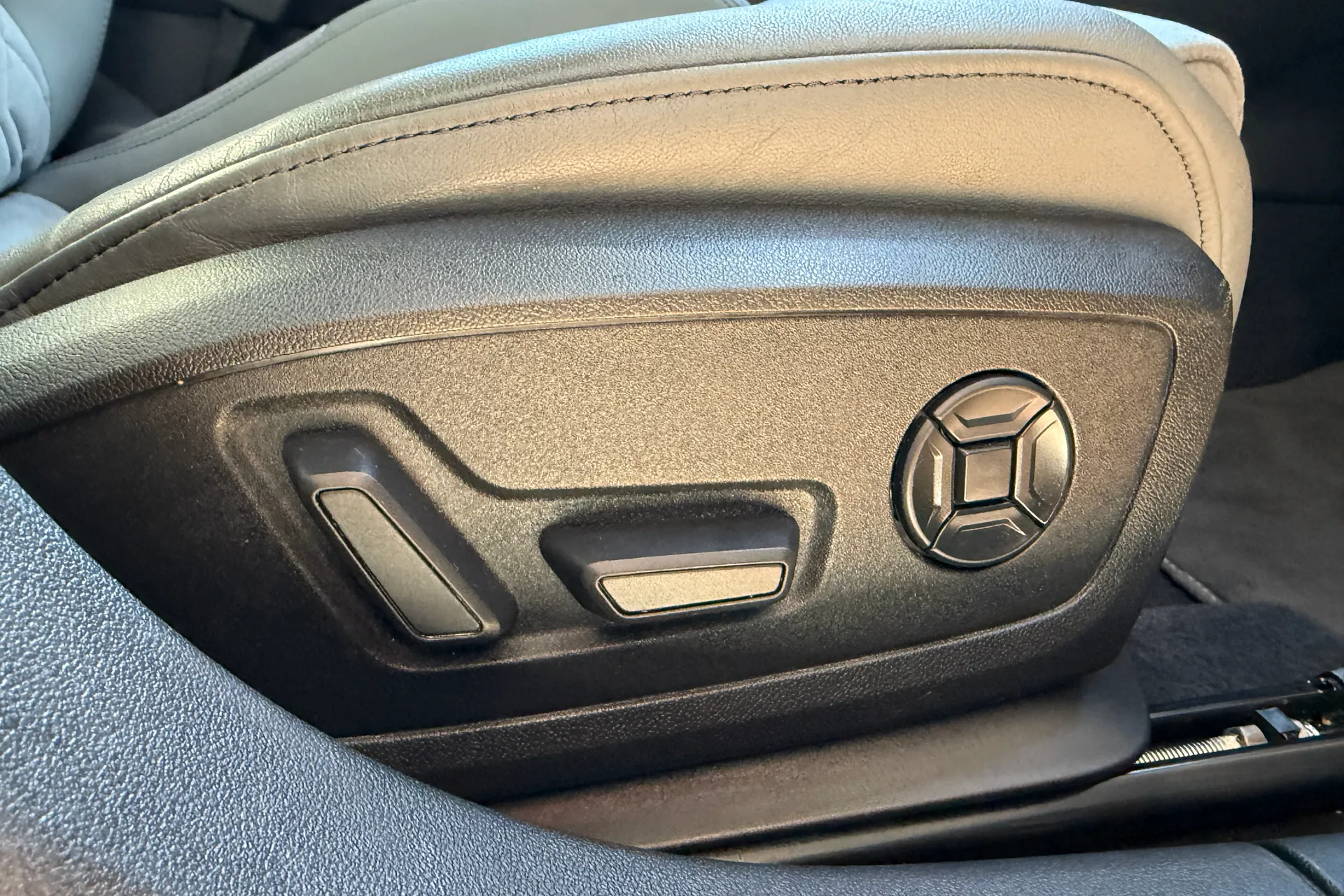 Audi A3 thumbnail image number 7