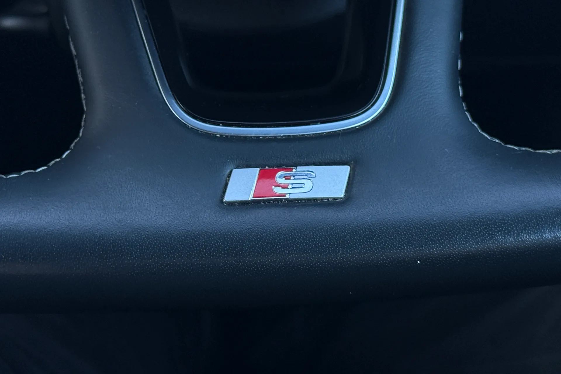 Audi A3 thumbnail image number 17