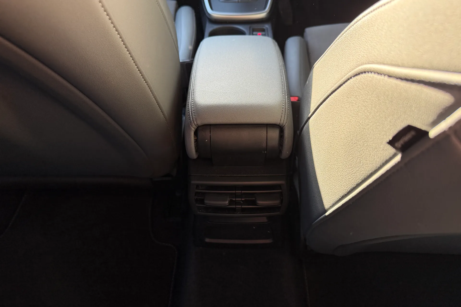 Audi A3 thumbnail image number 42