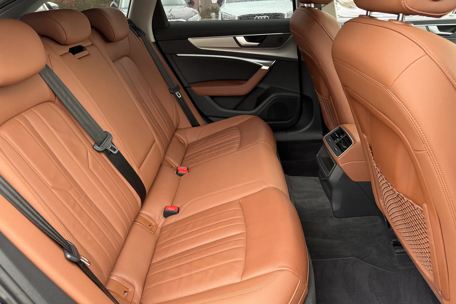 Audi A6 thumbnail image number 41