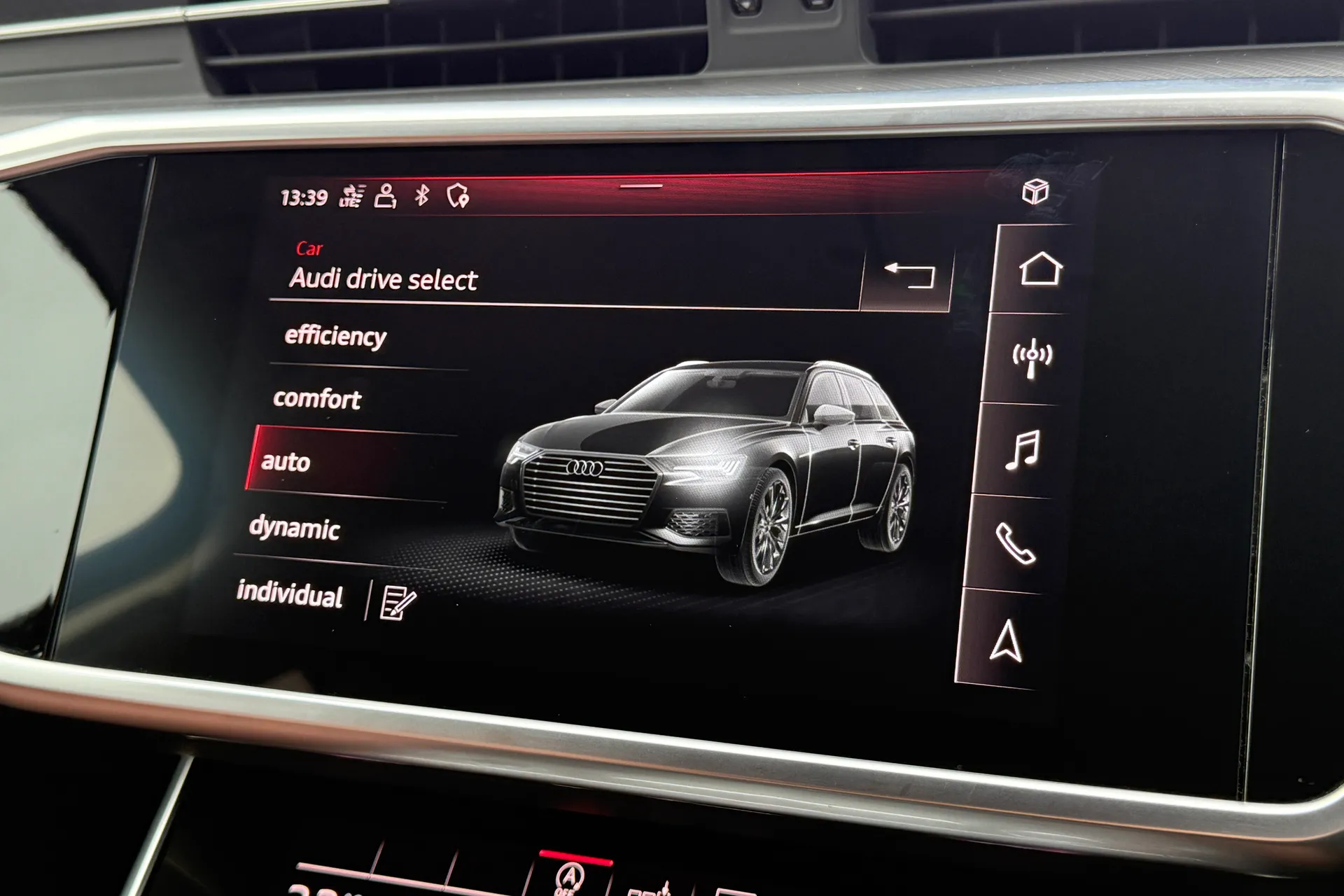 Audi A6 thumbnail image number 9